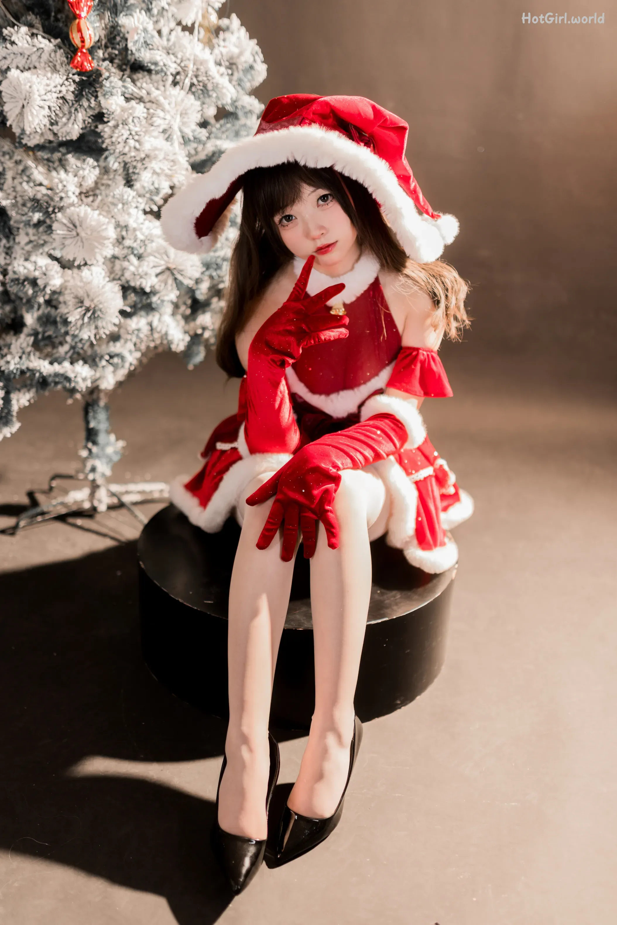 Coser-Hua-Ling-hotgirl.world-007.webp