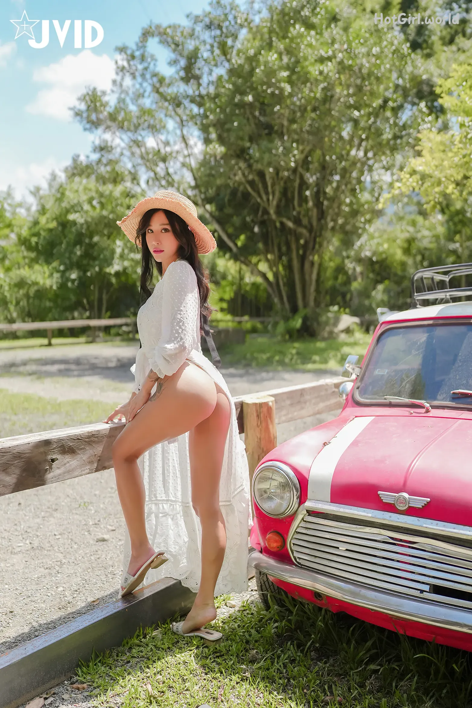 007_hotgirl.world.webp