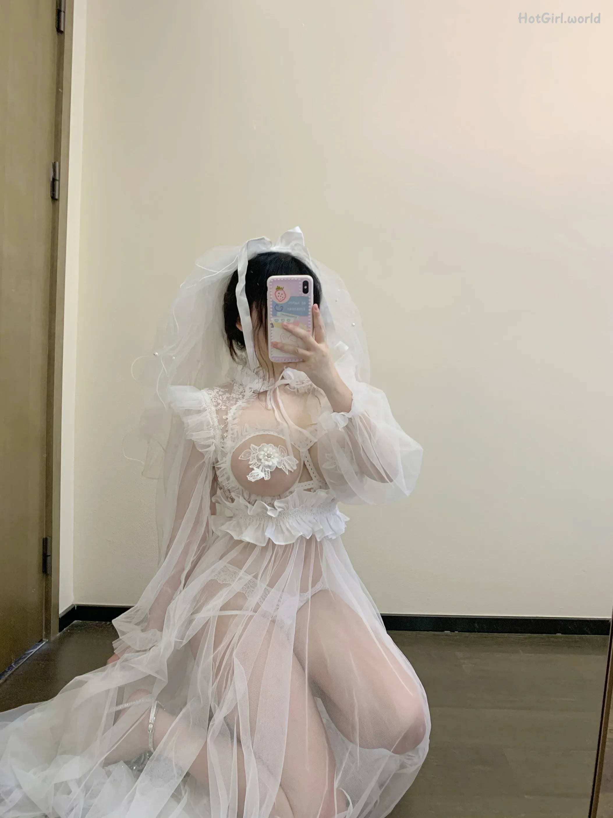 Coser-mi-tao-shaonu-shi-yi-jiang-ya-hotgirl.world-001.webp