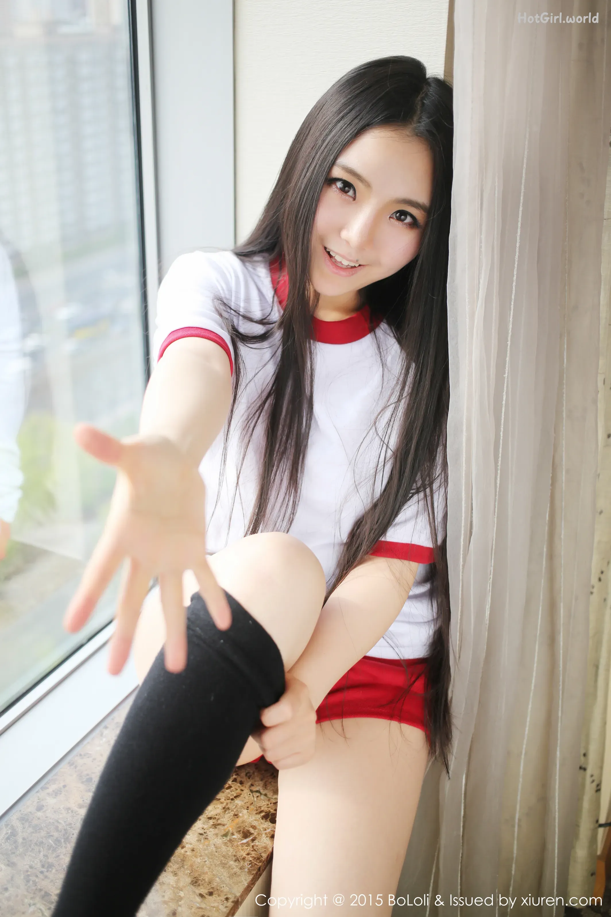 0003_hotgirl.world_hotgirl.world.webp