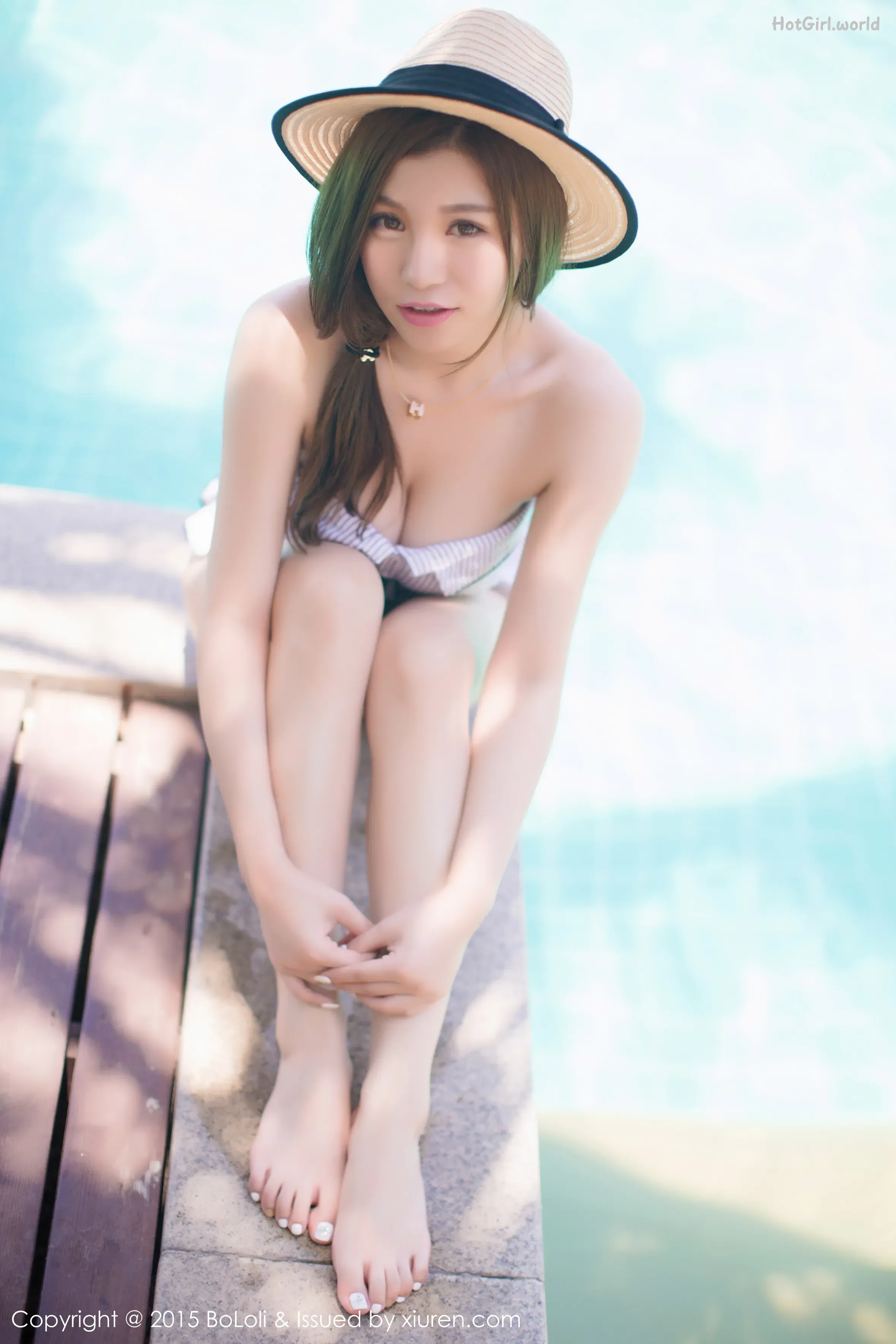 0071_hotgirl.world_hotgirl.world.webp