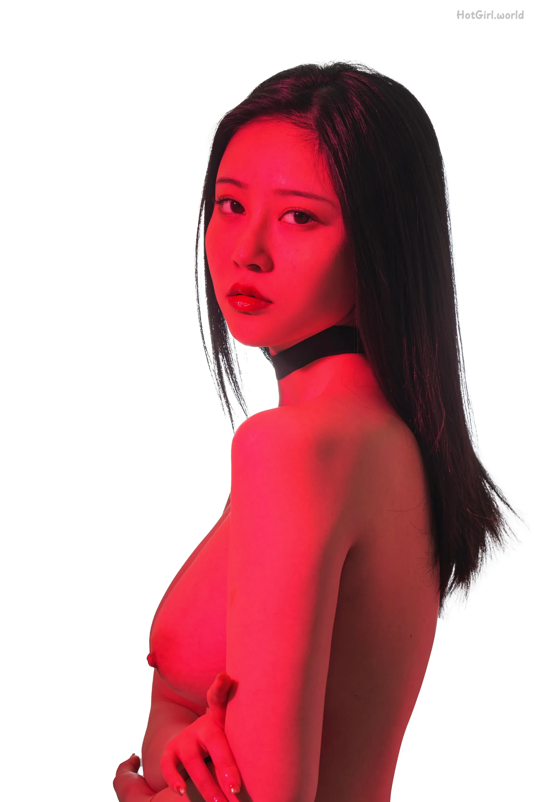 0003_hotgirl.world_hotgirl.world.webp