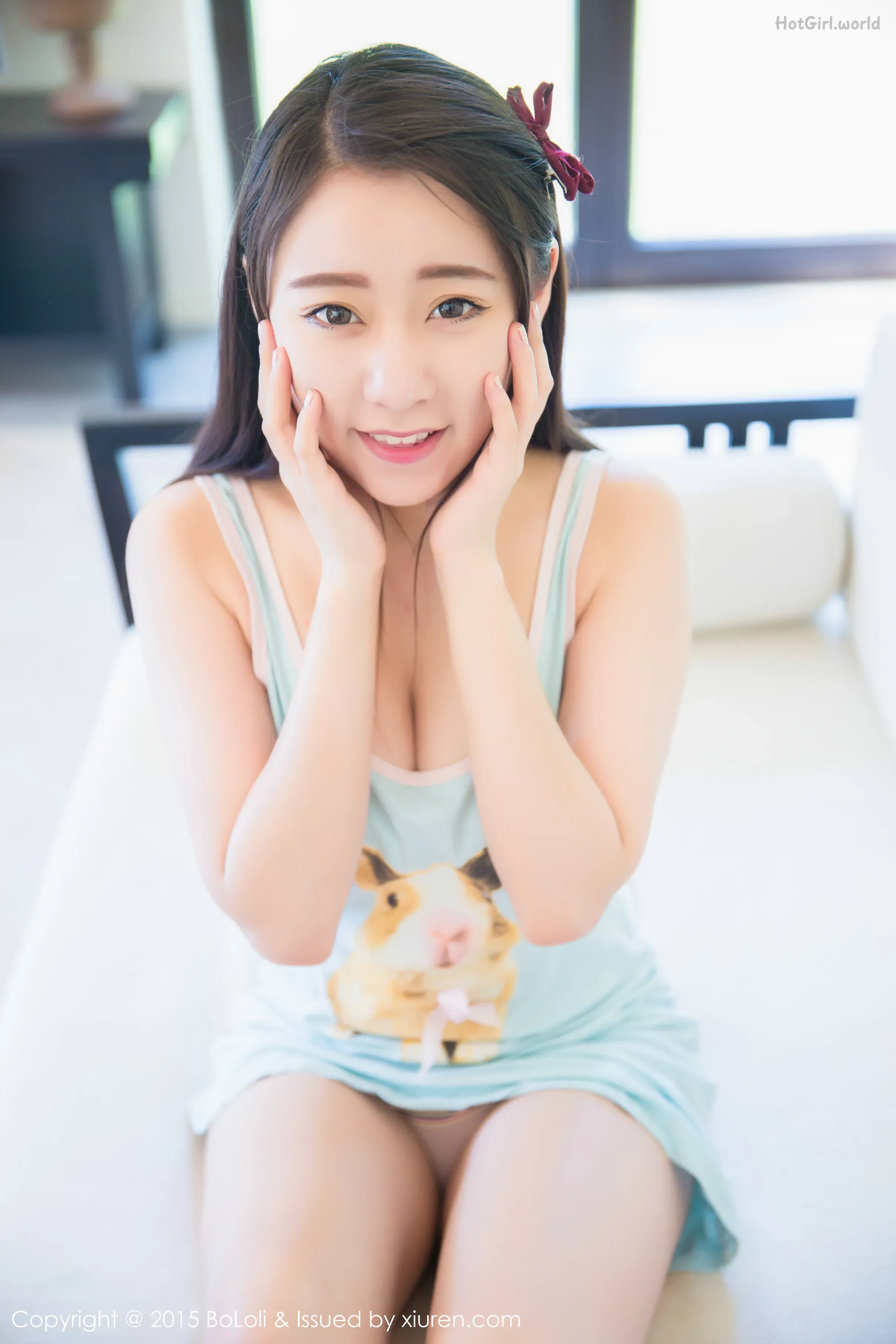 0002_hotgirl.world.webp