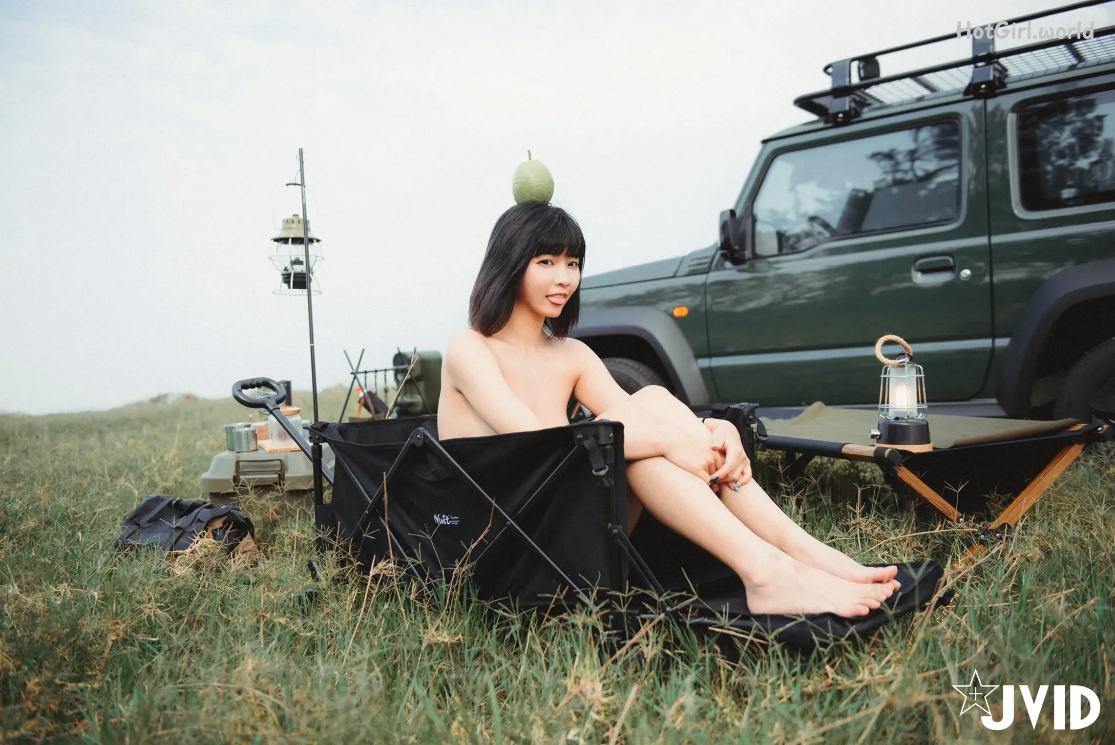 0070_hotgirl.world.webp