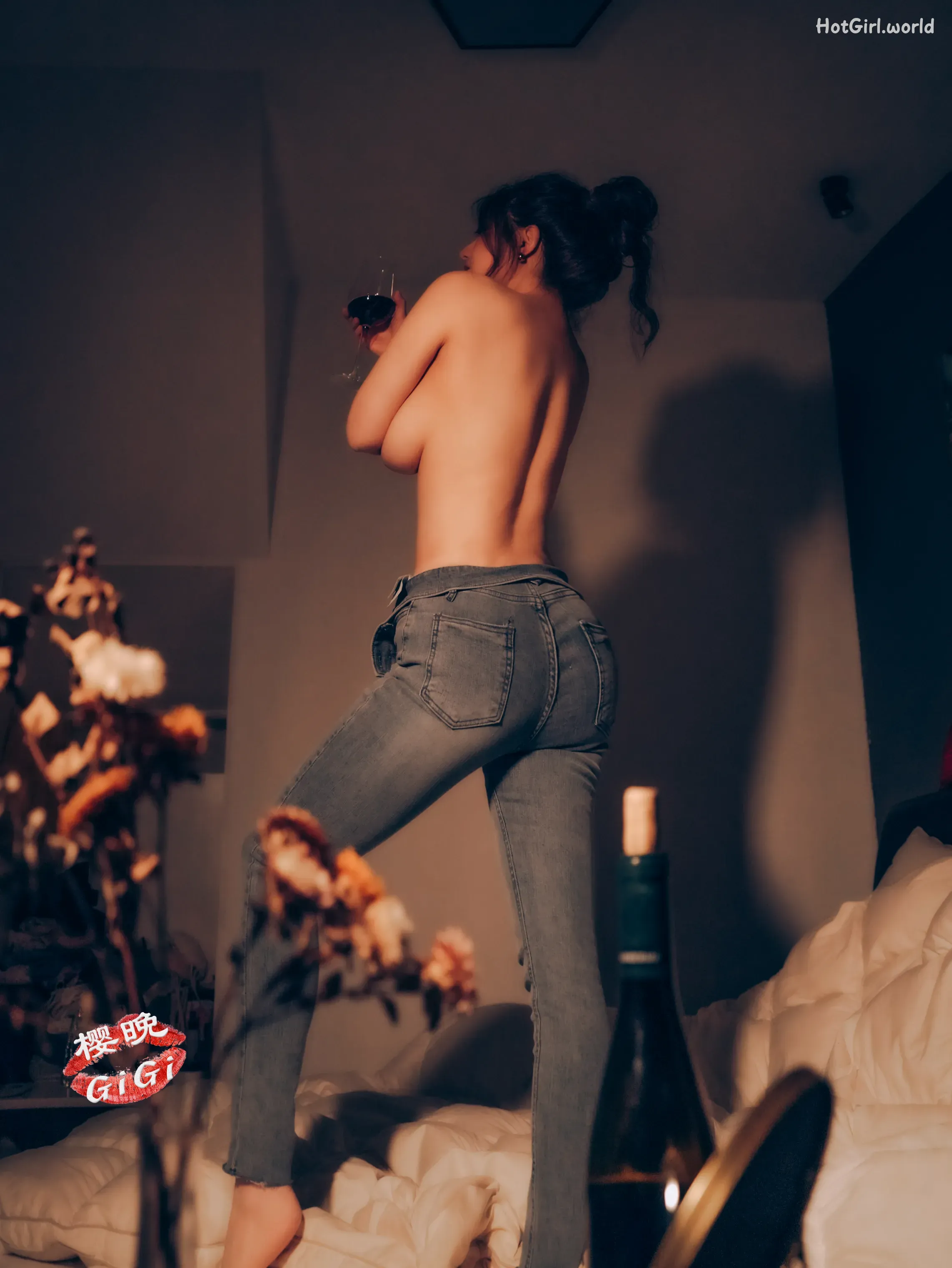 Coser-gigi-hotgirl.world-005.webp