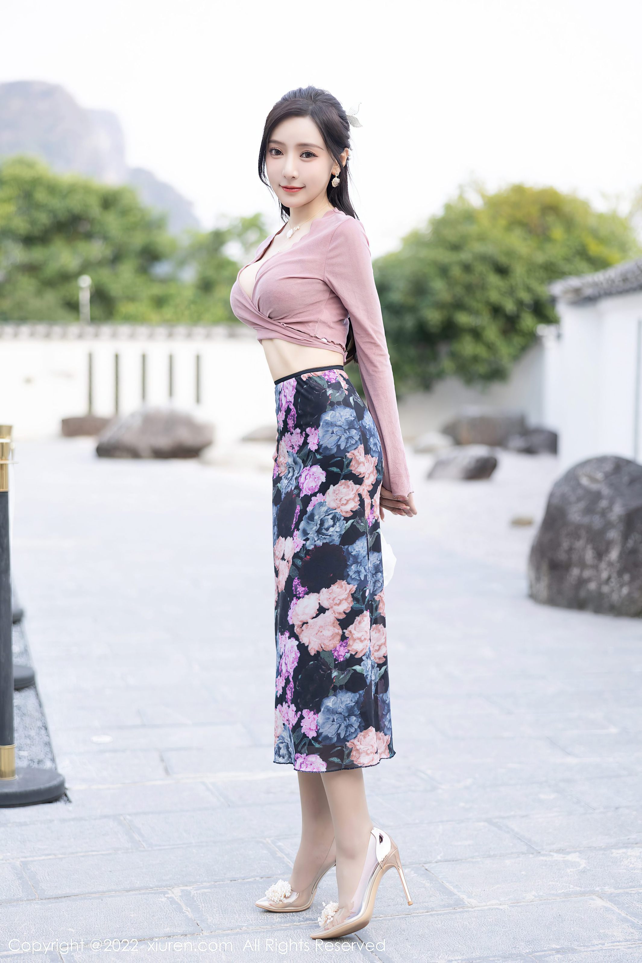 XIUREN-No.5985-Yanni-Wang-Xin-Yao-hotgirl.world-007.jpg