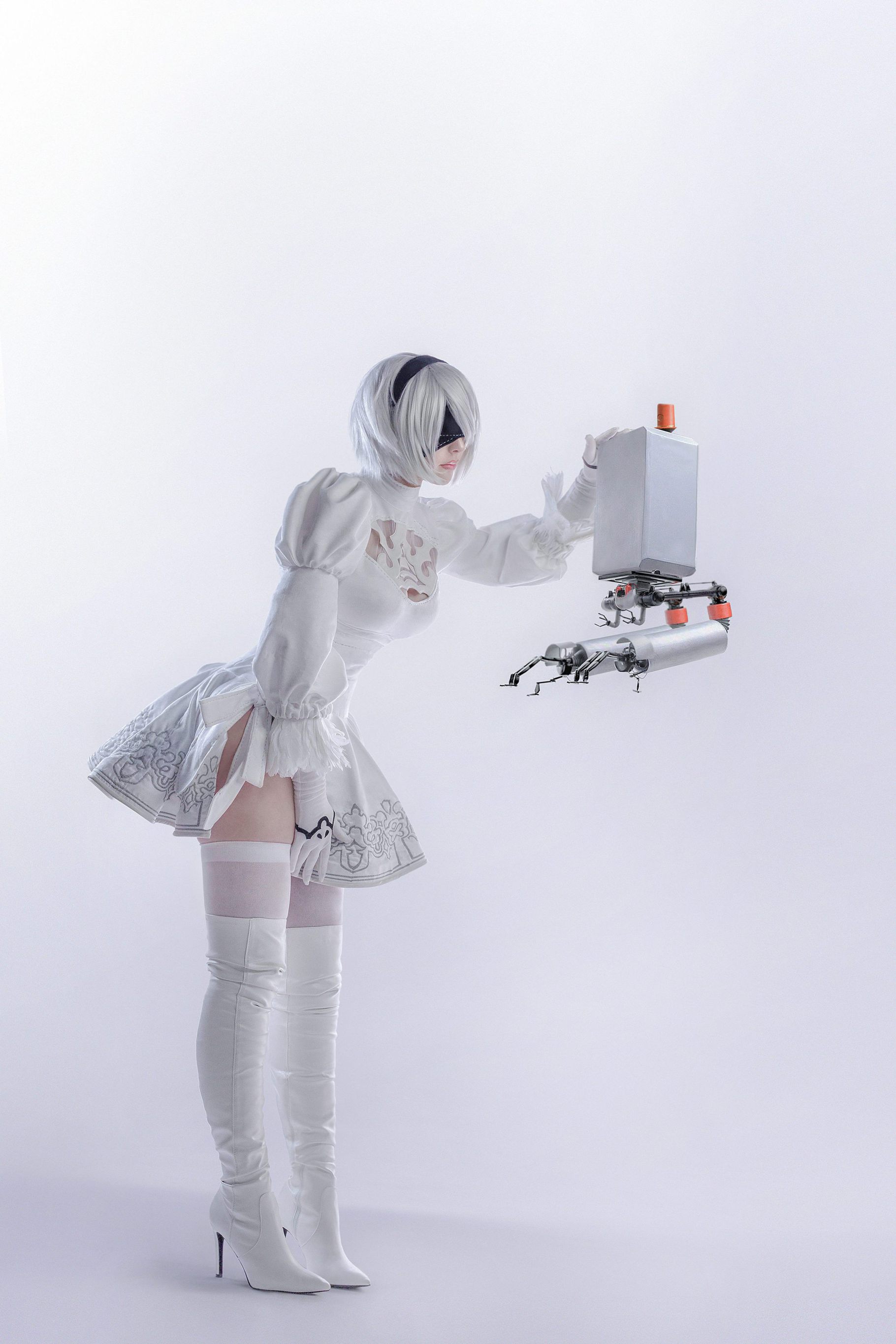 Coser@Sayathefox - 2B in The White Dress