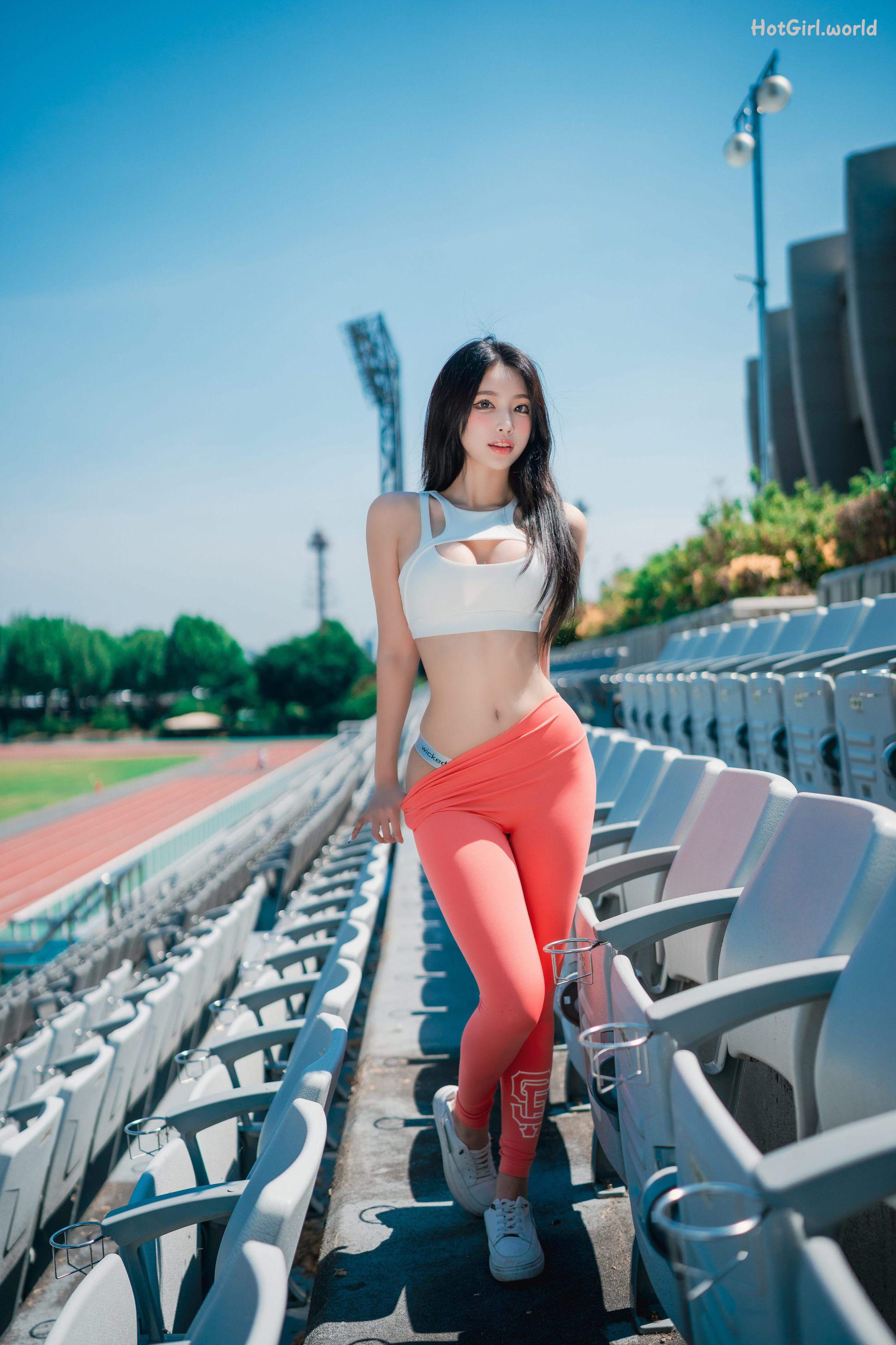 DJAWA-Photo-Linda-Loose-and-Tight-Coral-Fanta-Full.Ver-hotgirl.world-003.jpg