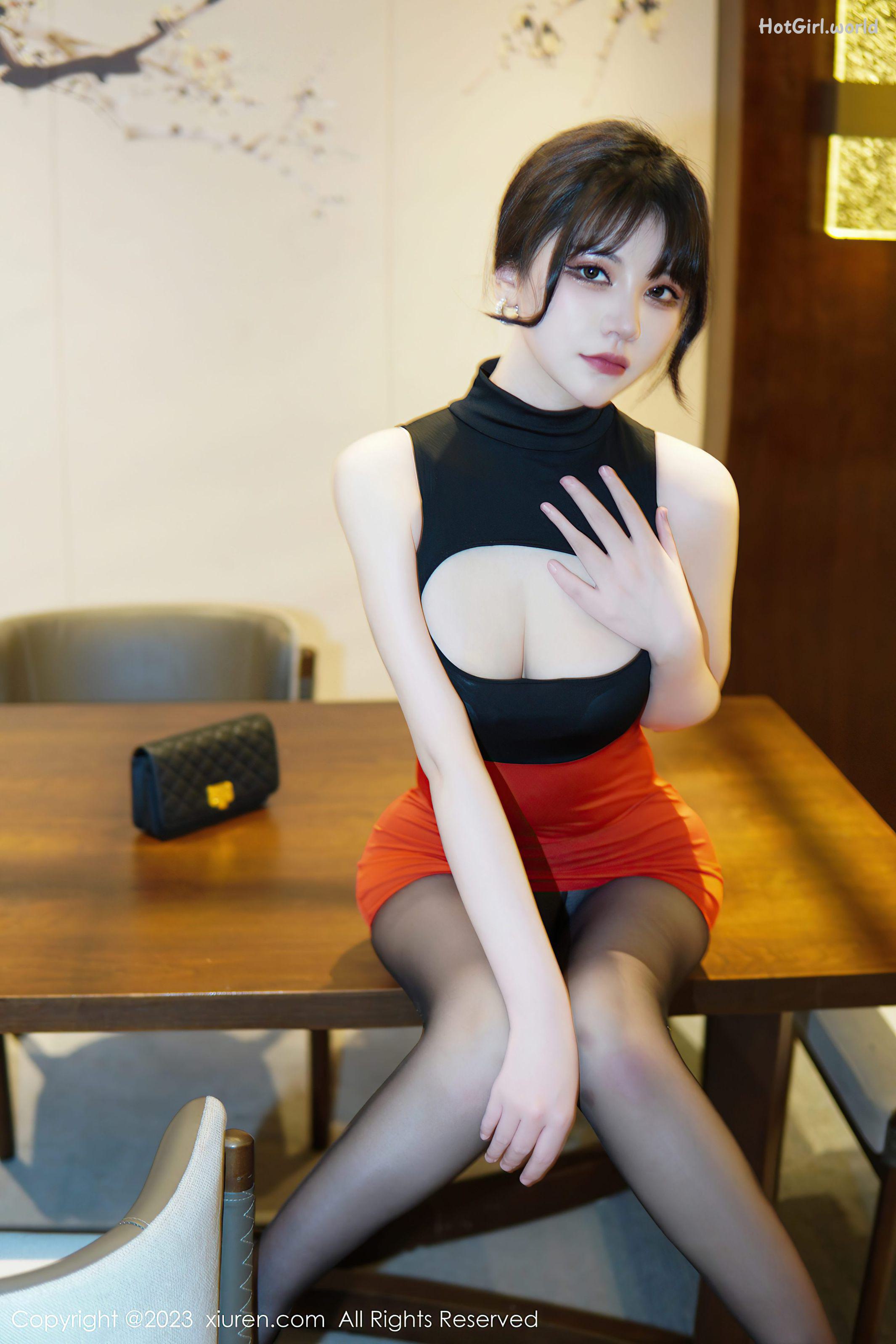 XiuRen秀人网-No-6075-桃桃子_-0014-4278918575_hotgirl.world.jpg