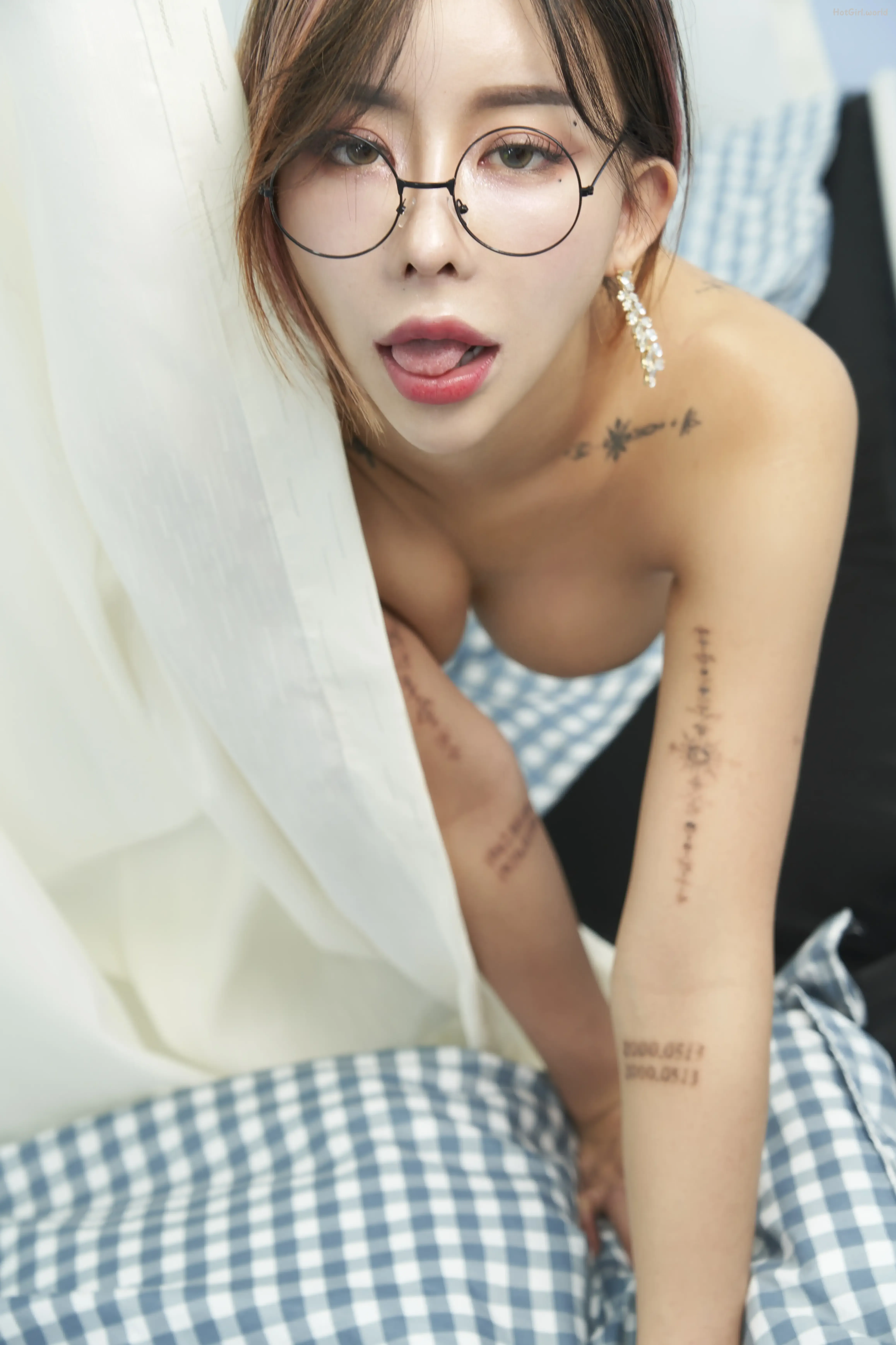Fantasy-Story-Magarin-School-Nurse-hotgirl.world-073.webp