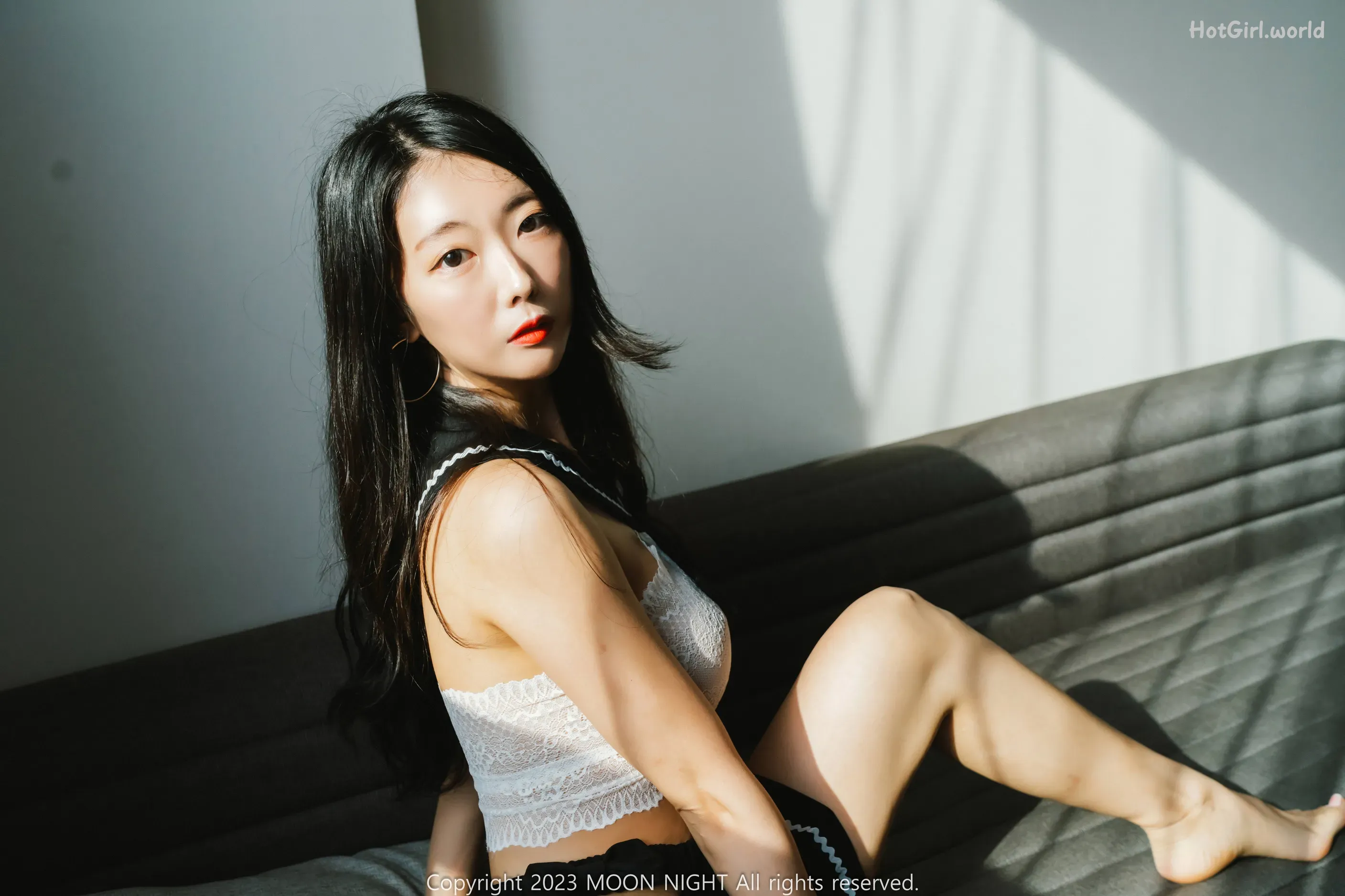 Moon-Night-Snap-Mona-One-Good-Day-hotgirl.world-003.webp