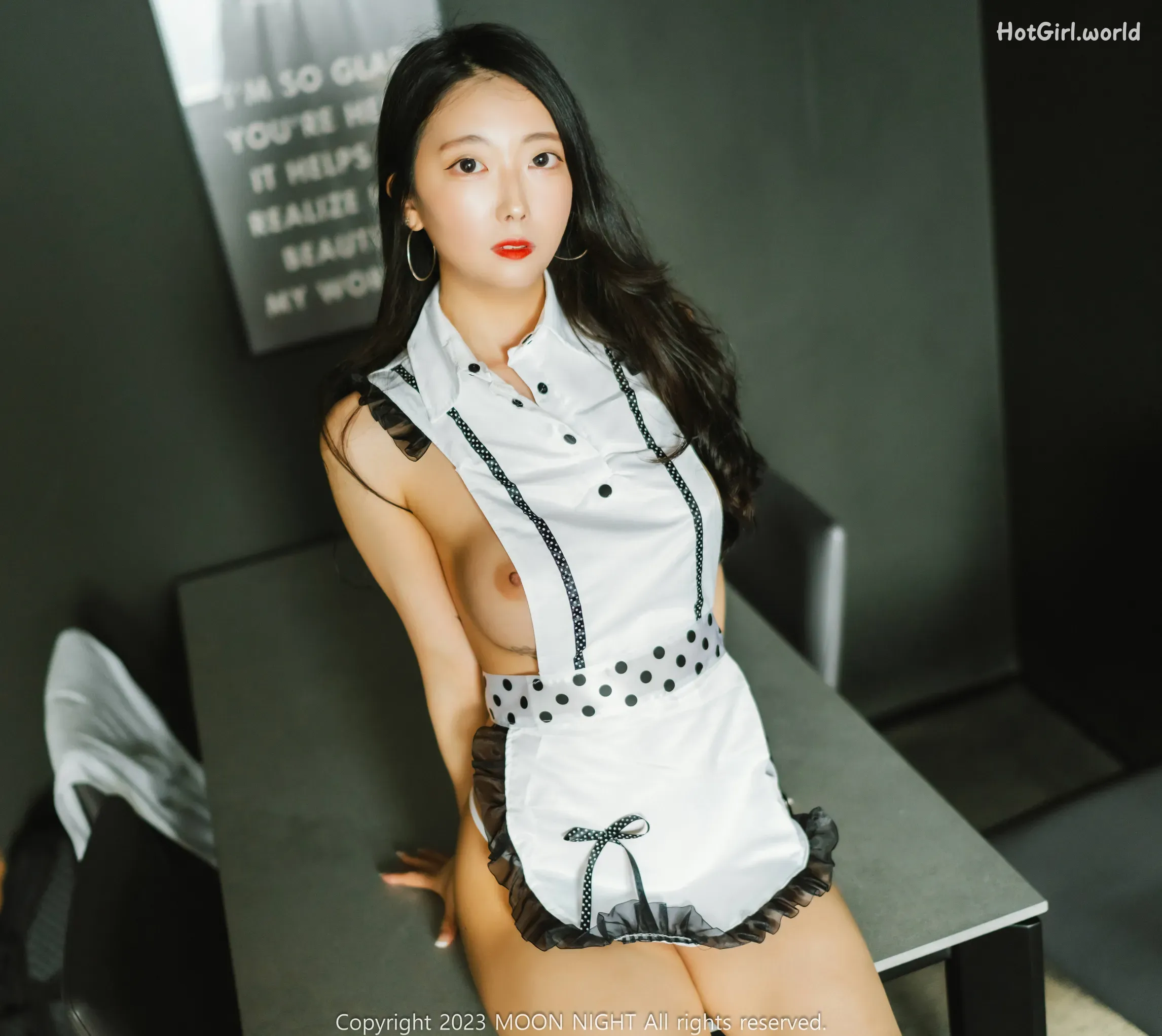 Moon-Night-Snap-Mona-One-Good-Day-hotgirl.world-055.webp