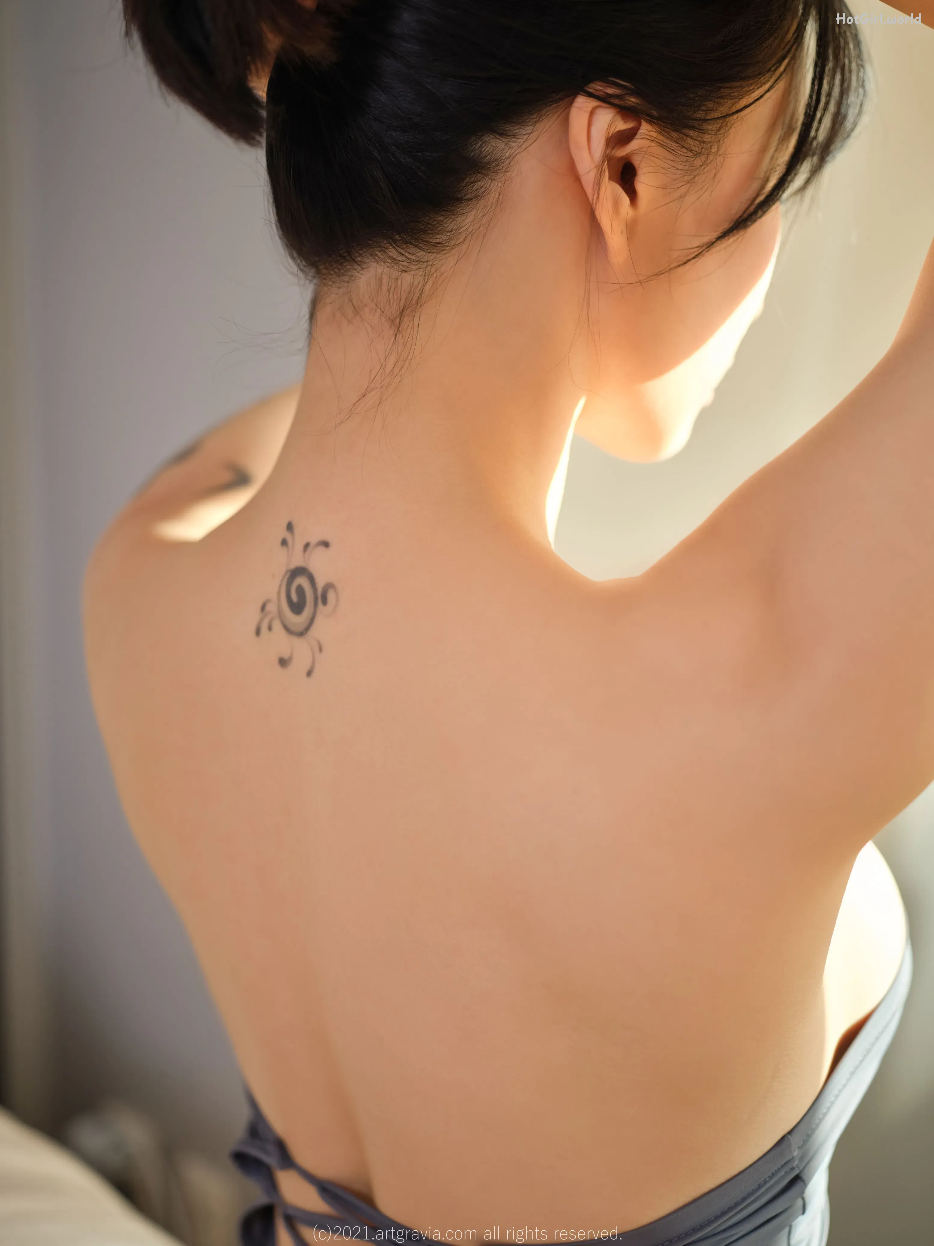0071_hotgirl.world.webp