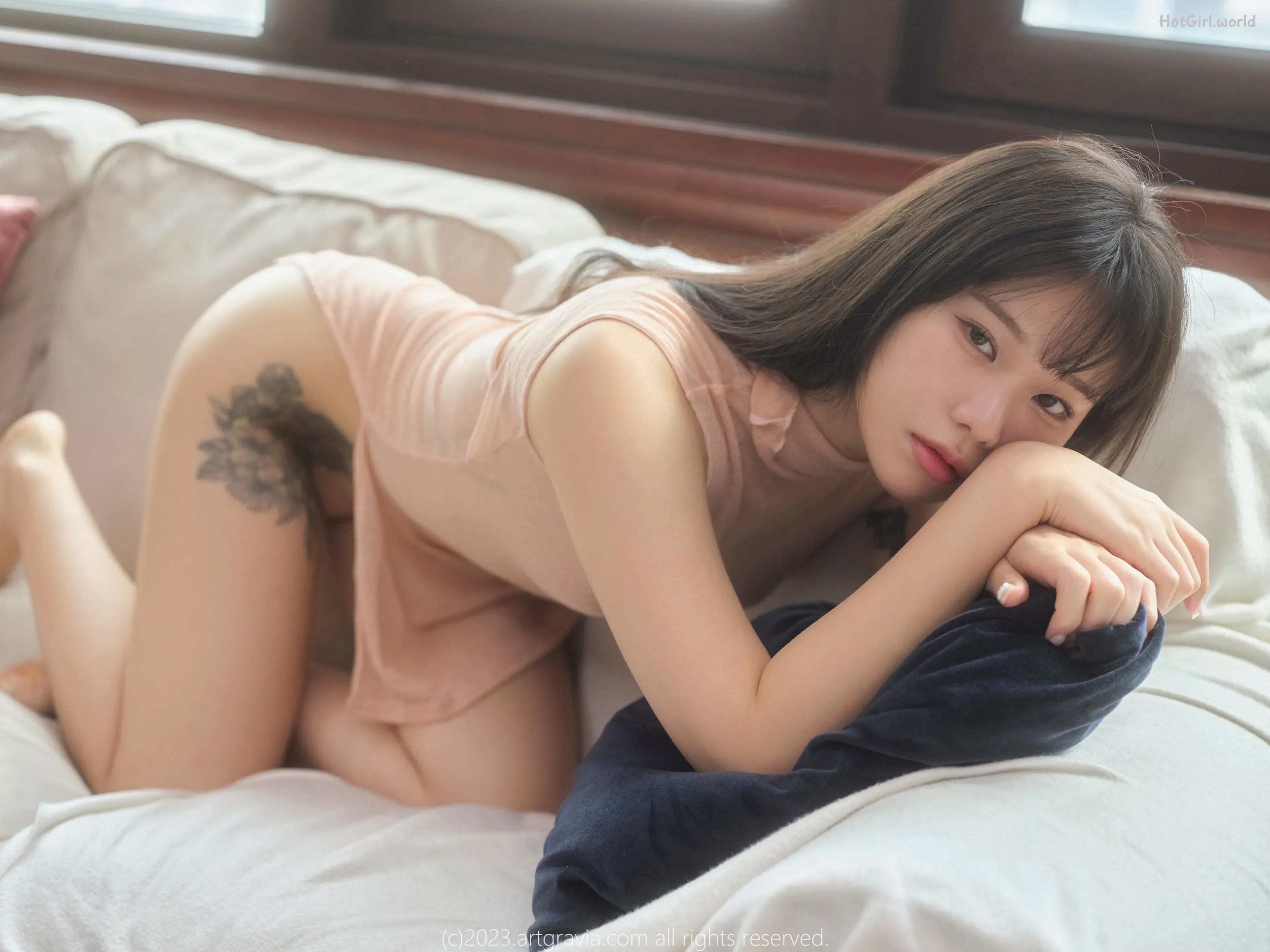 0060_hotgirl.world.webp