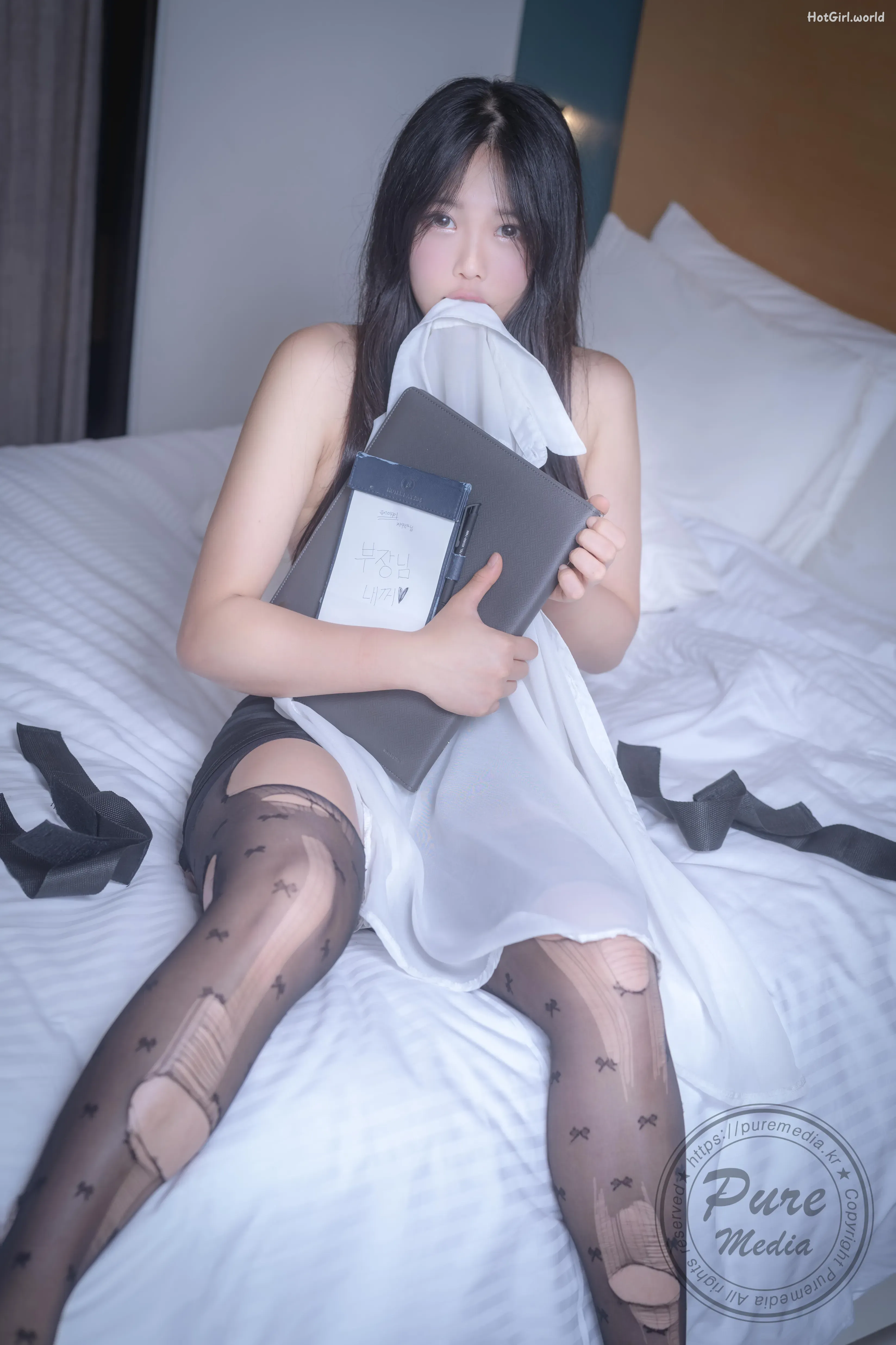 Pure-Media-Vol.252-SoU-Basic-Instinct-and-The-Manager-is-Mine-hotgirl.world-117.webp