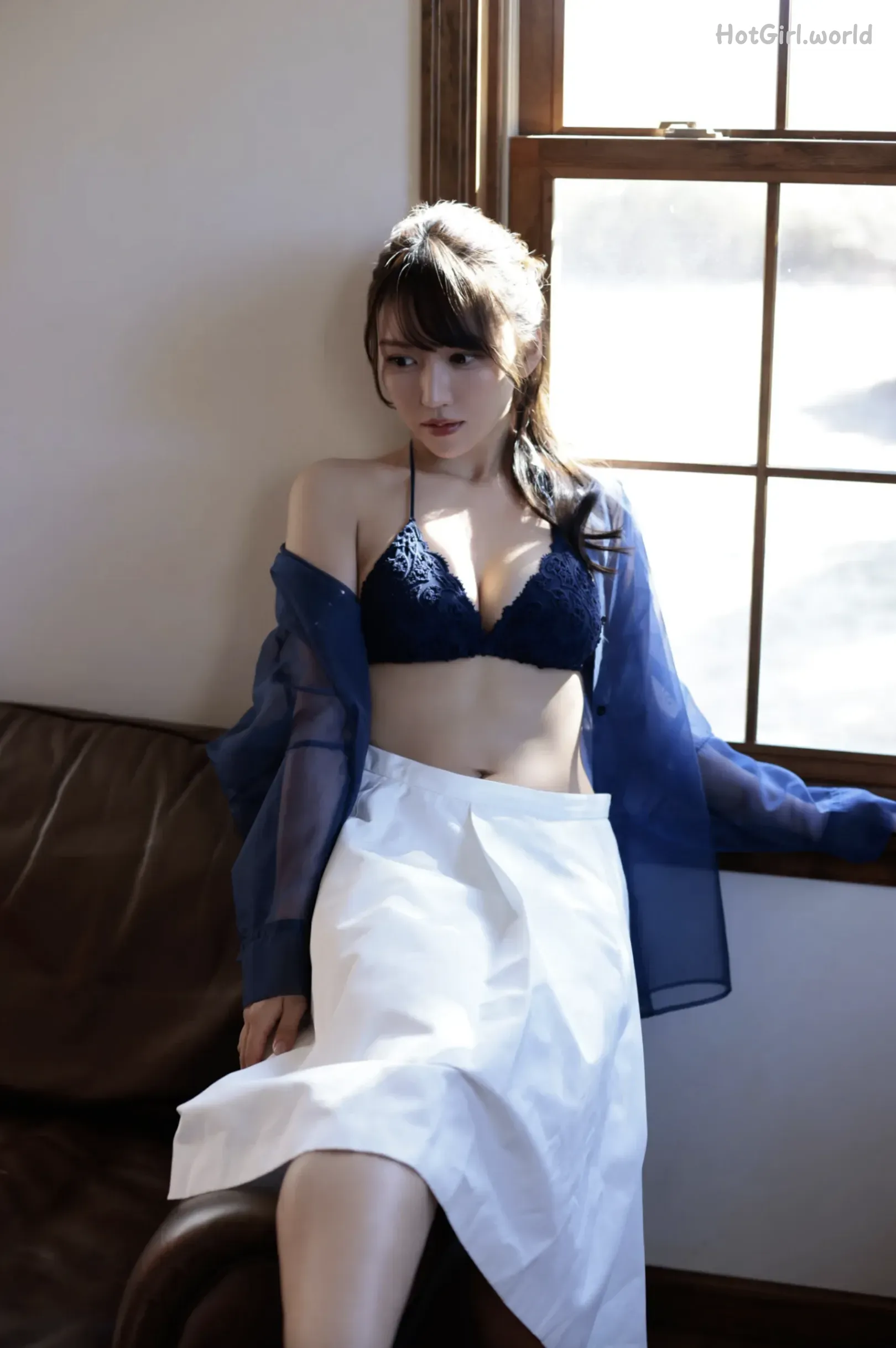 0008_hotgirl.world.webp