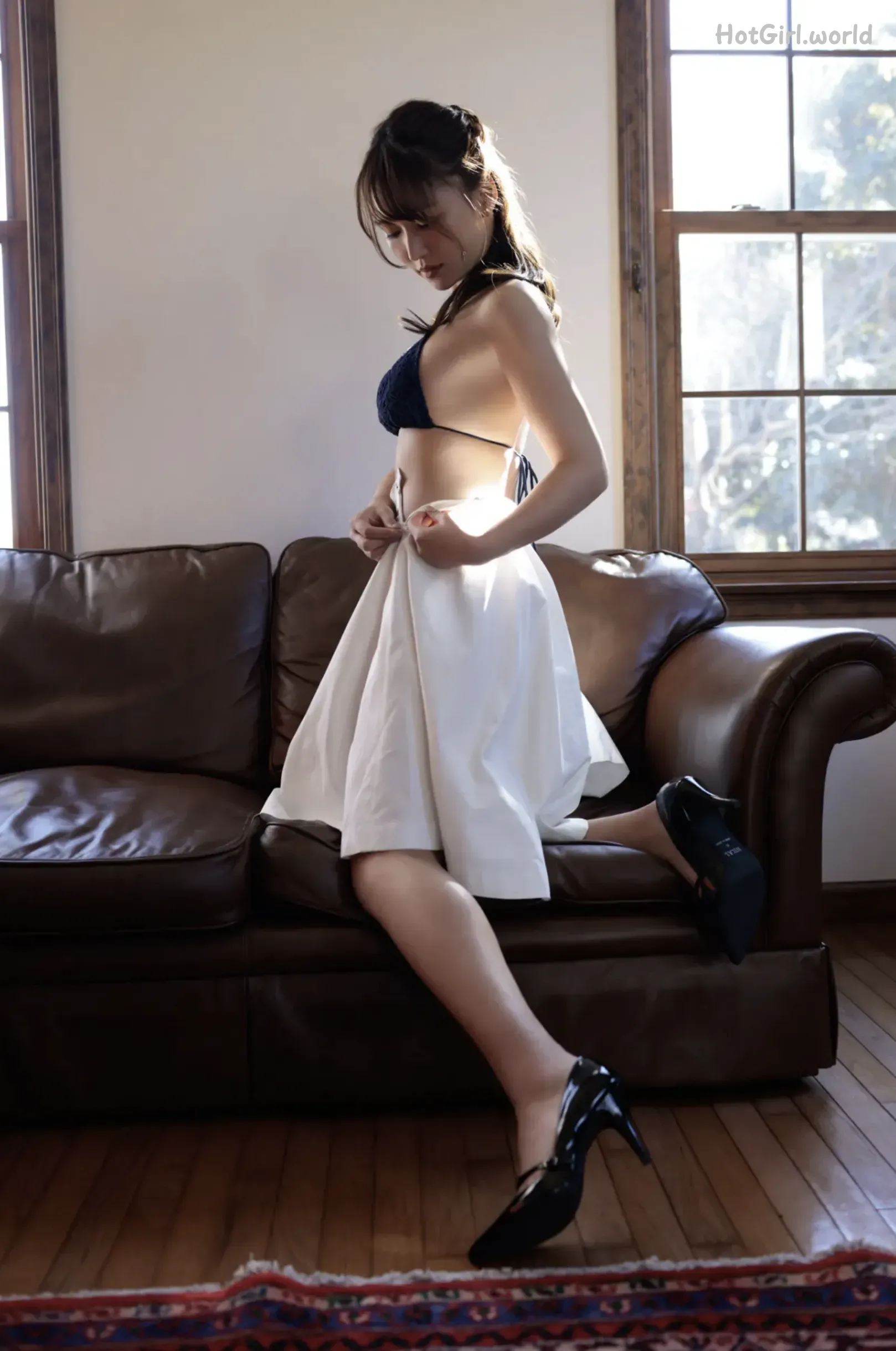 0011_hotgirl.world.webp