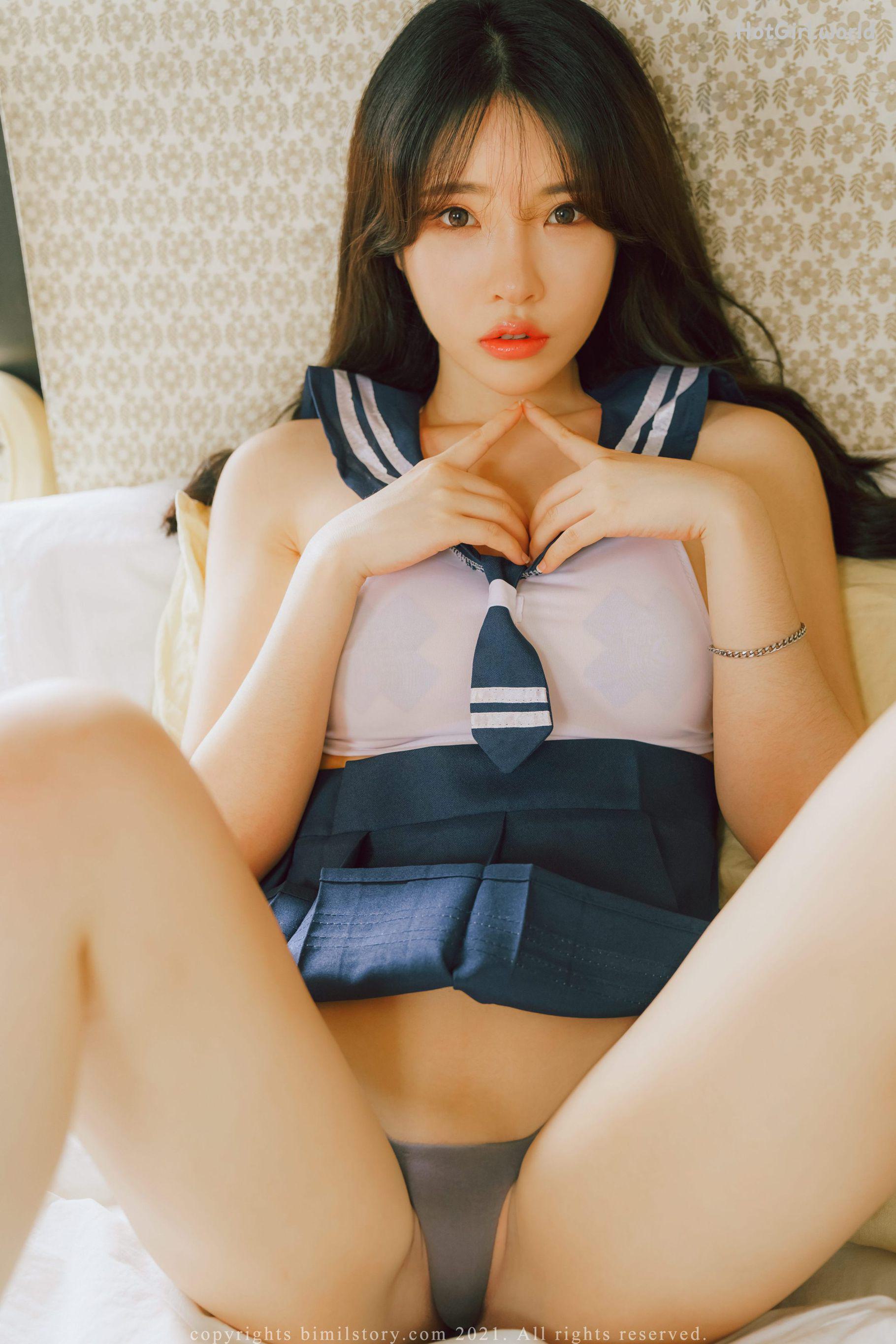 Bimilstory-Hanna-Vol.12-Sera-Costume-Hanna-In-The-Rooftop-Room-hotgirl.world-015.jpg