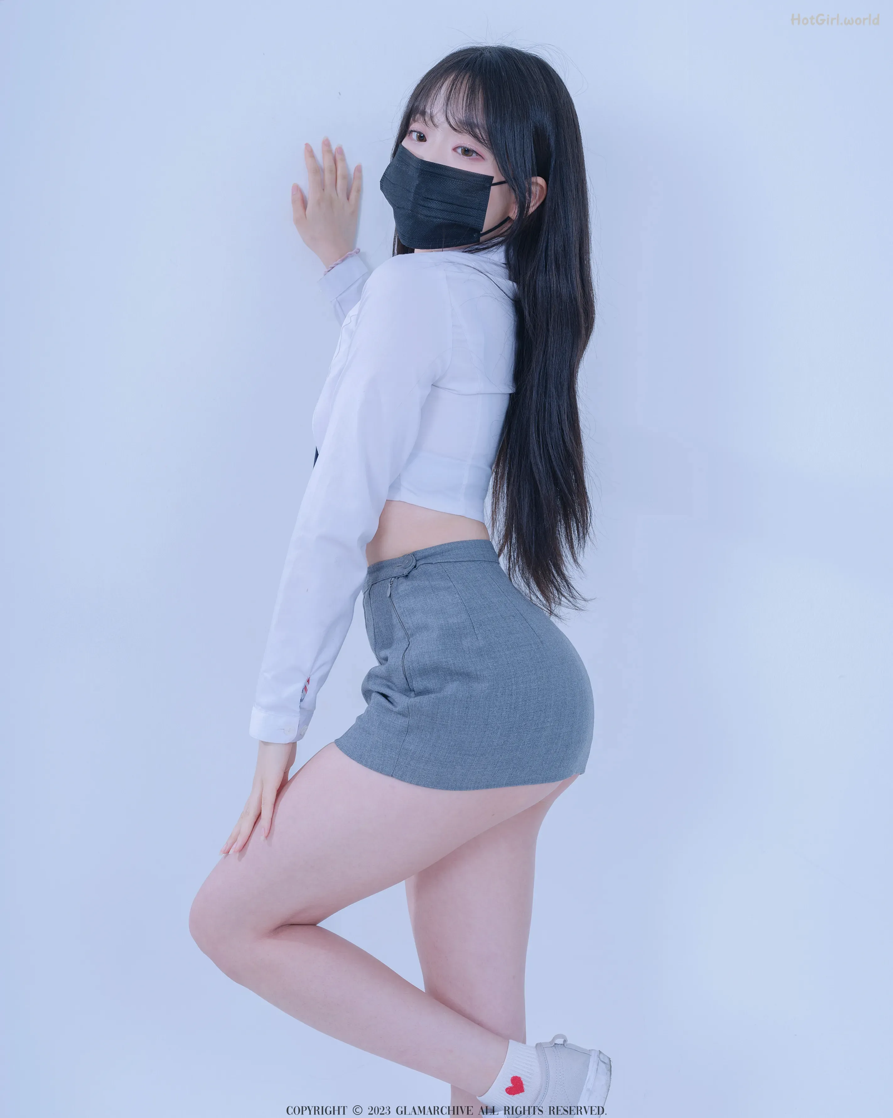 Glamarchive-BAEK-SUL-TANG-School-Look-hotgirl.world-001.webp