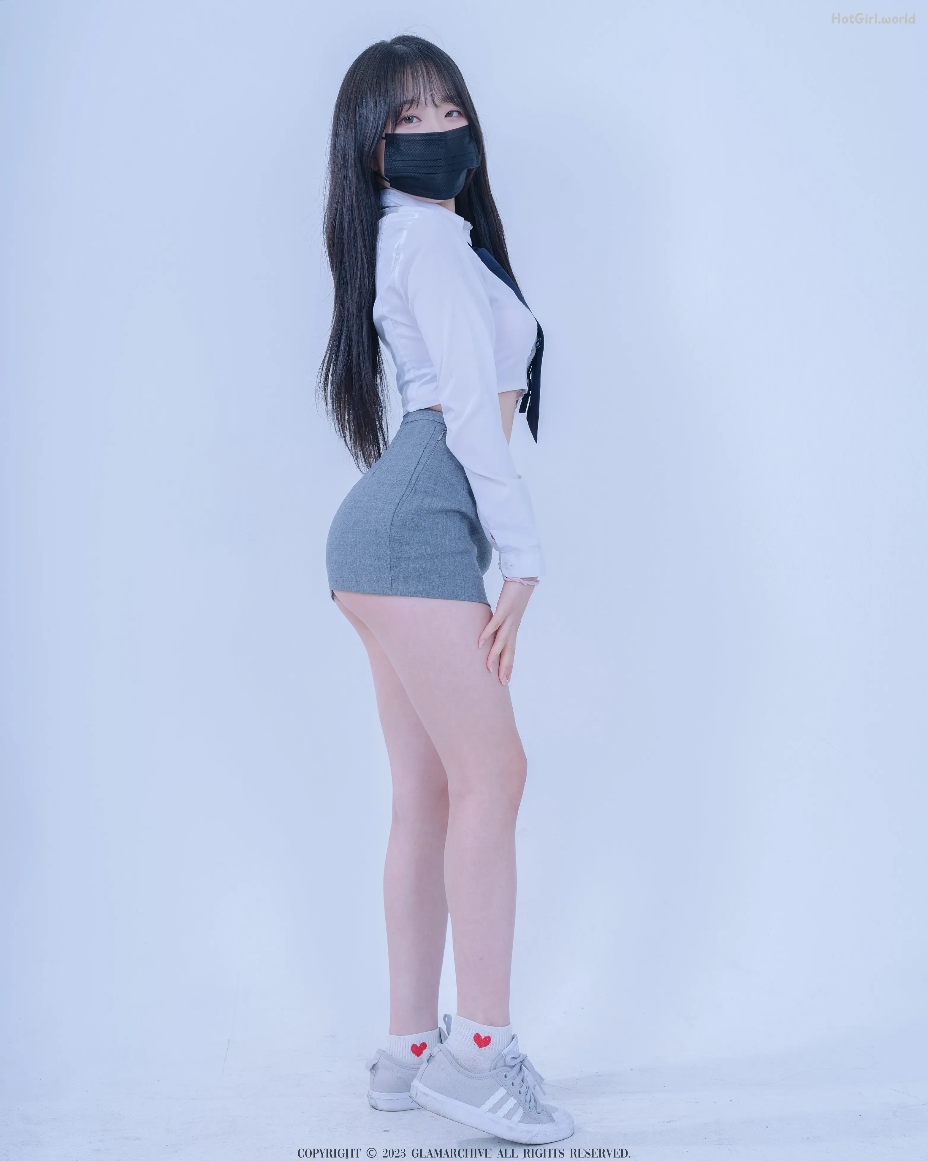 Glamarchive-BAEK-SUL-TANG-School-Look-hotgirl.world-004.webp