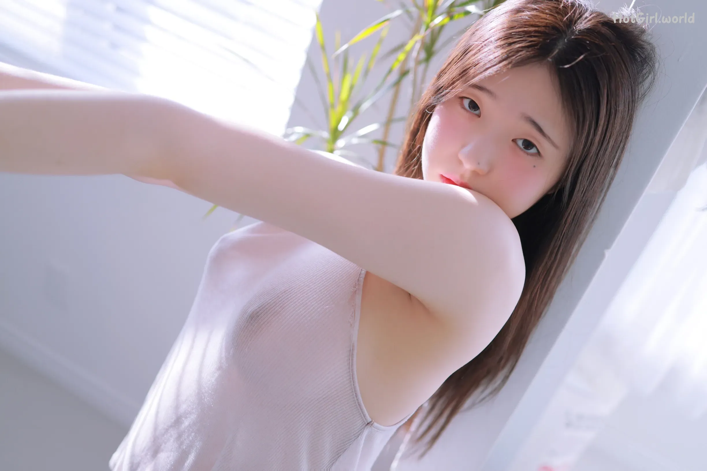Yeon-Woo-See-Through-hotgirl.world-097.webp