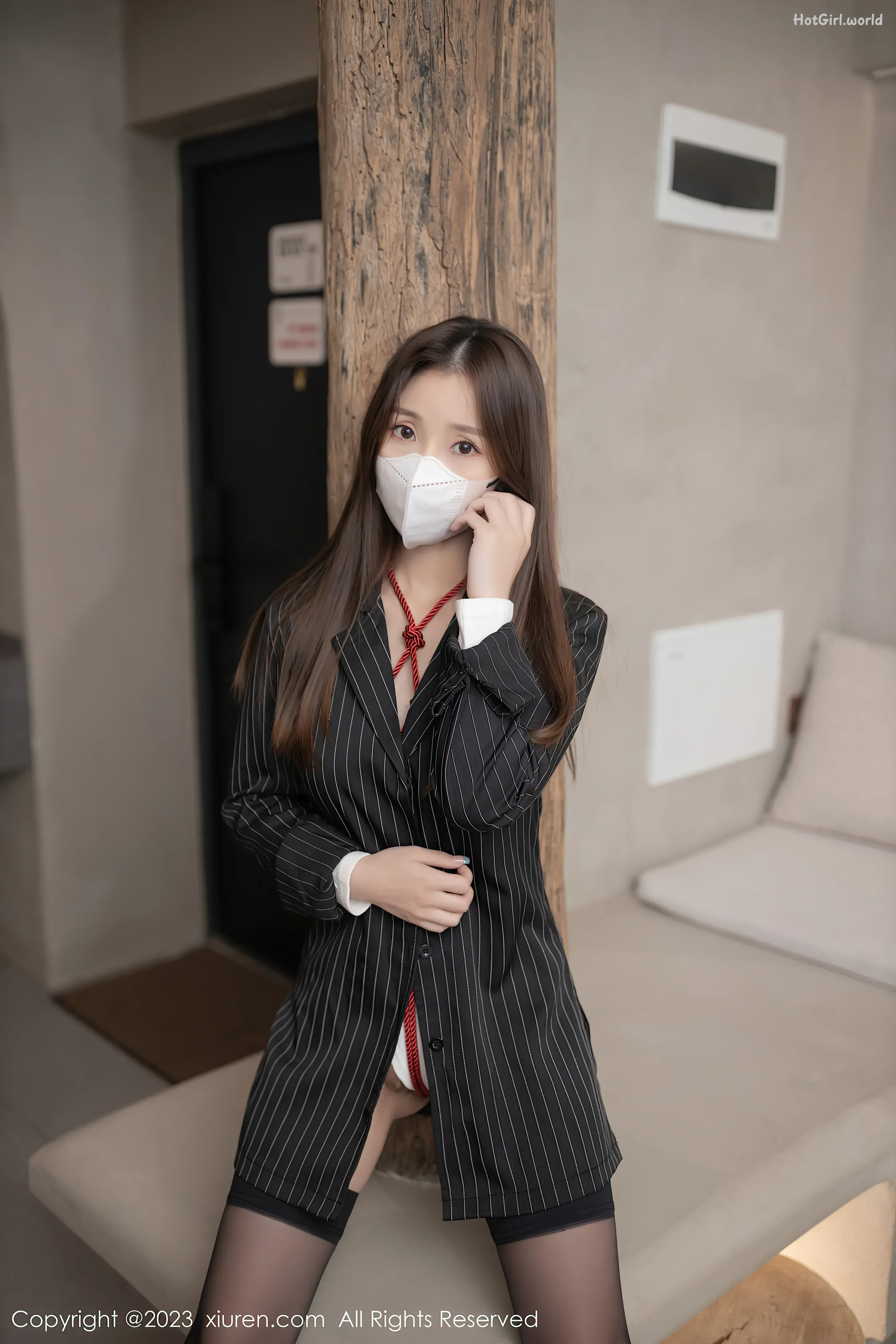 0004_hotgirl.world.webp