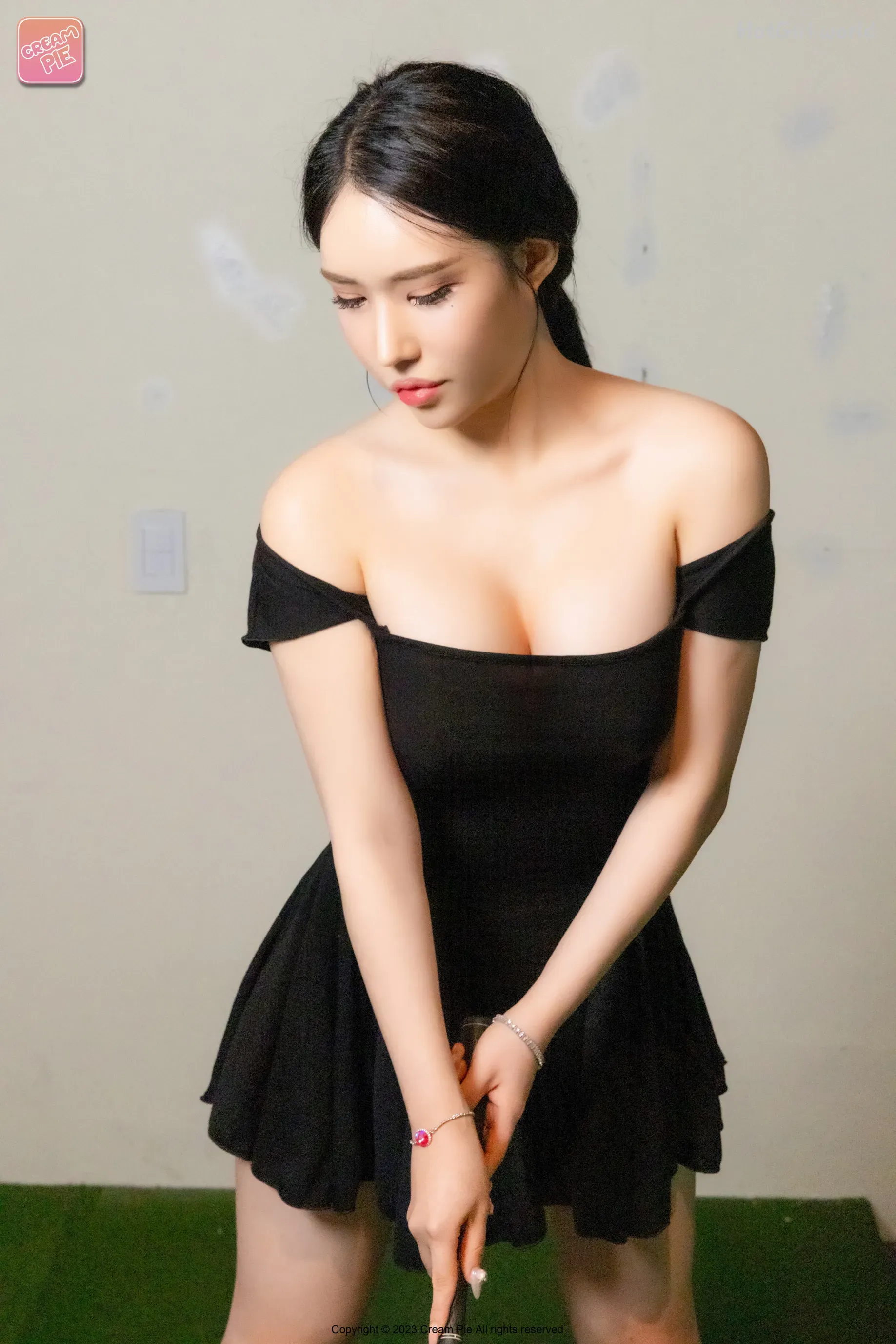 [Fantasy Story] Hani (하니) - Screen Golf(21 photos + 29 uncensored photos)