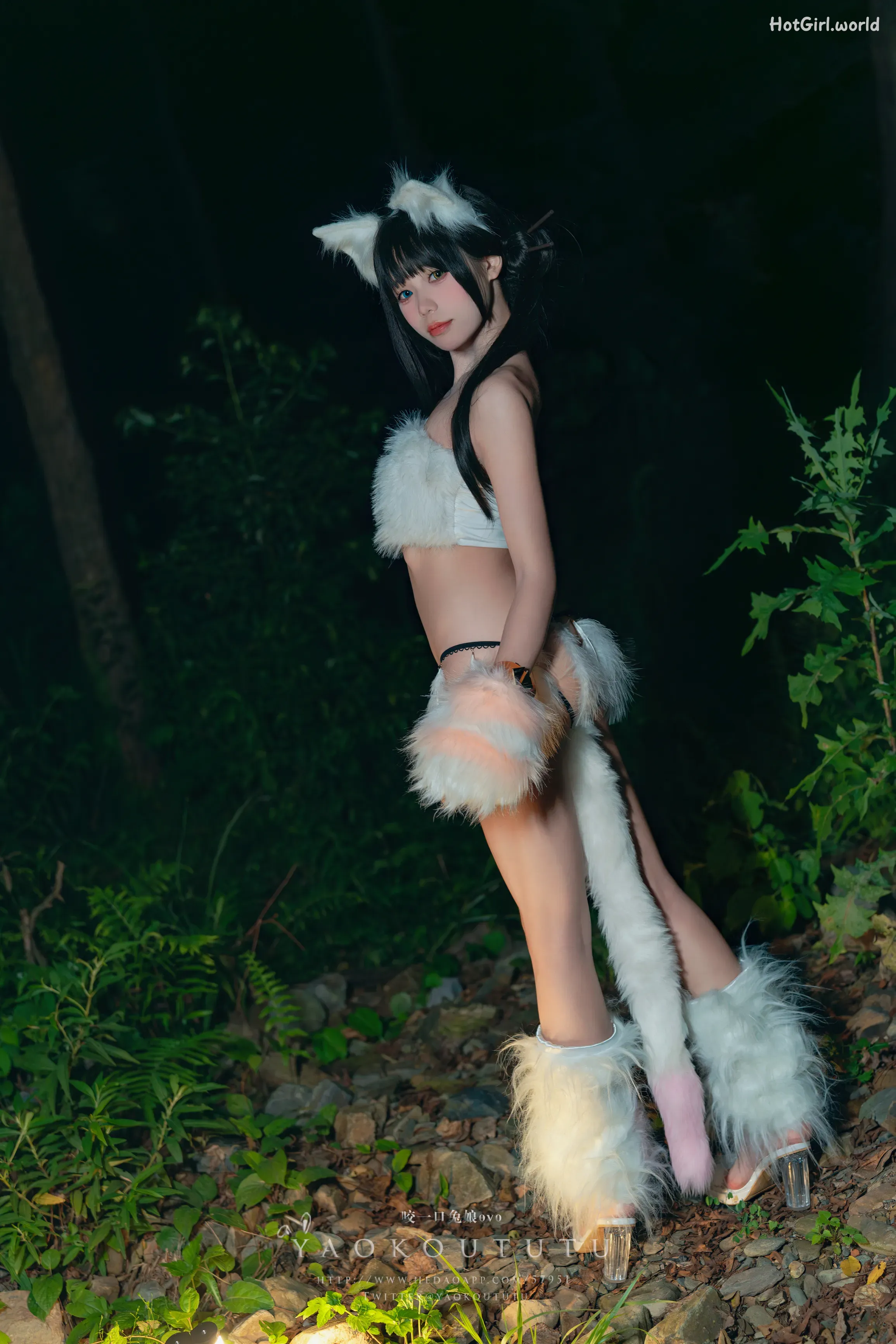 Coser-and-LIKEY-hotgirl.world-002.webp