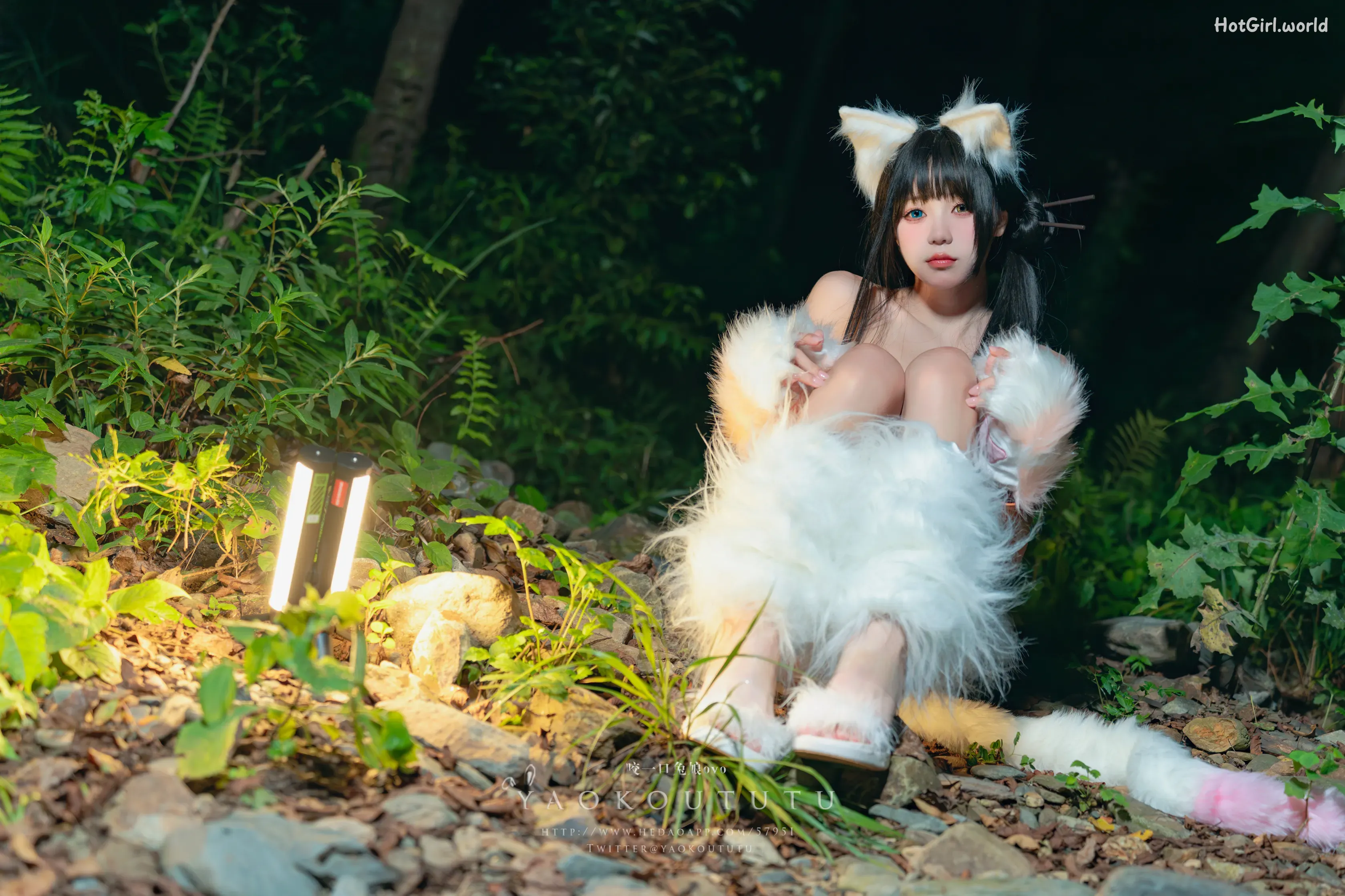 Coser-and-LIKEY-hotgirl.world-004.webp