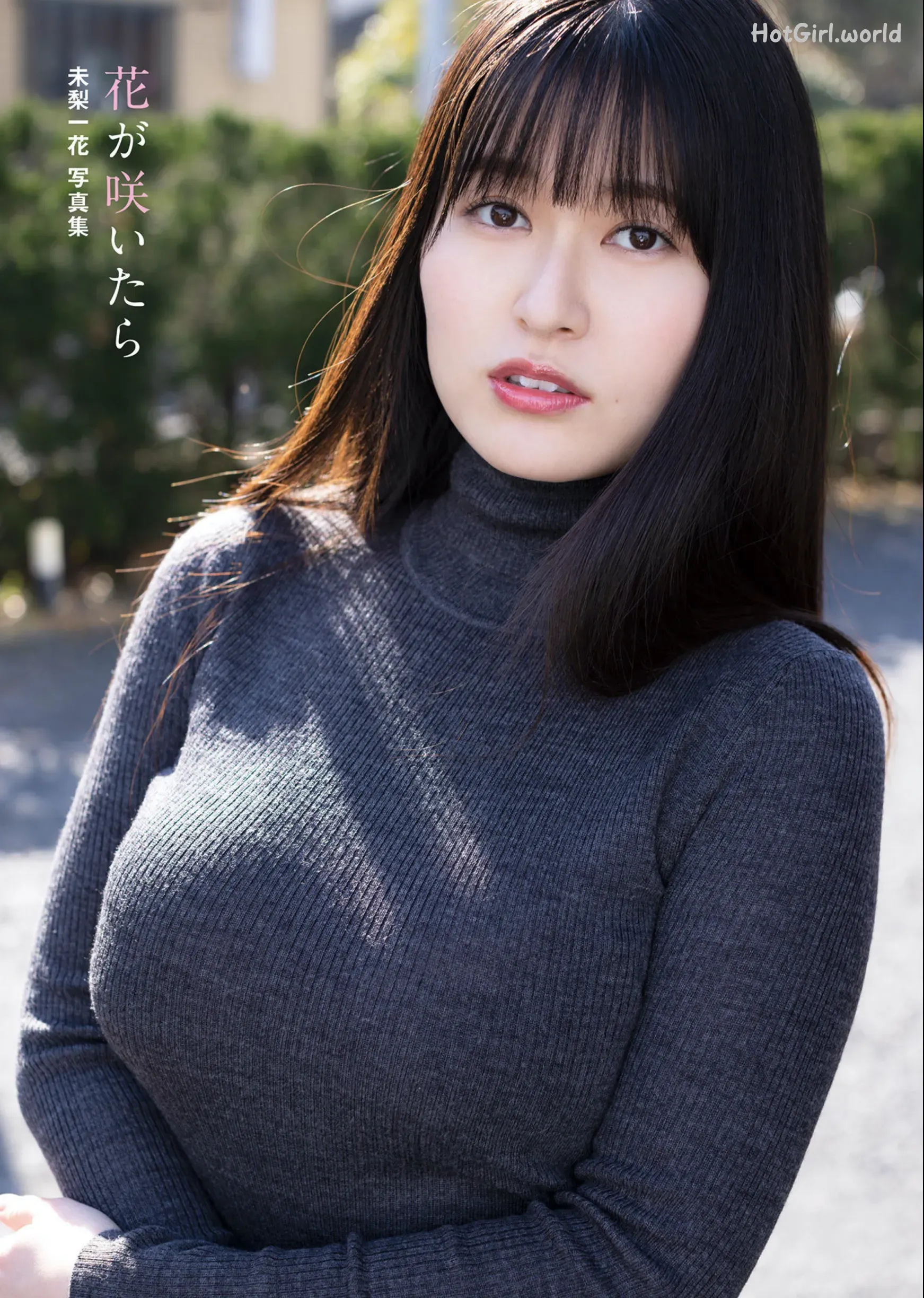 0002_hotgirl.world.webp