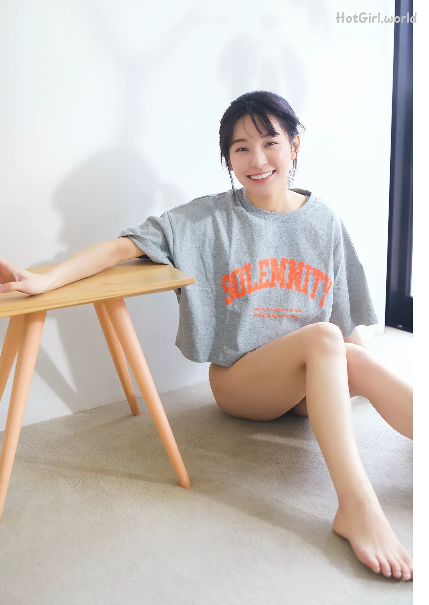 05_hotgirl.world.webp