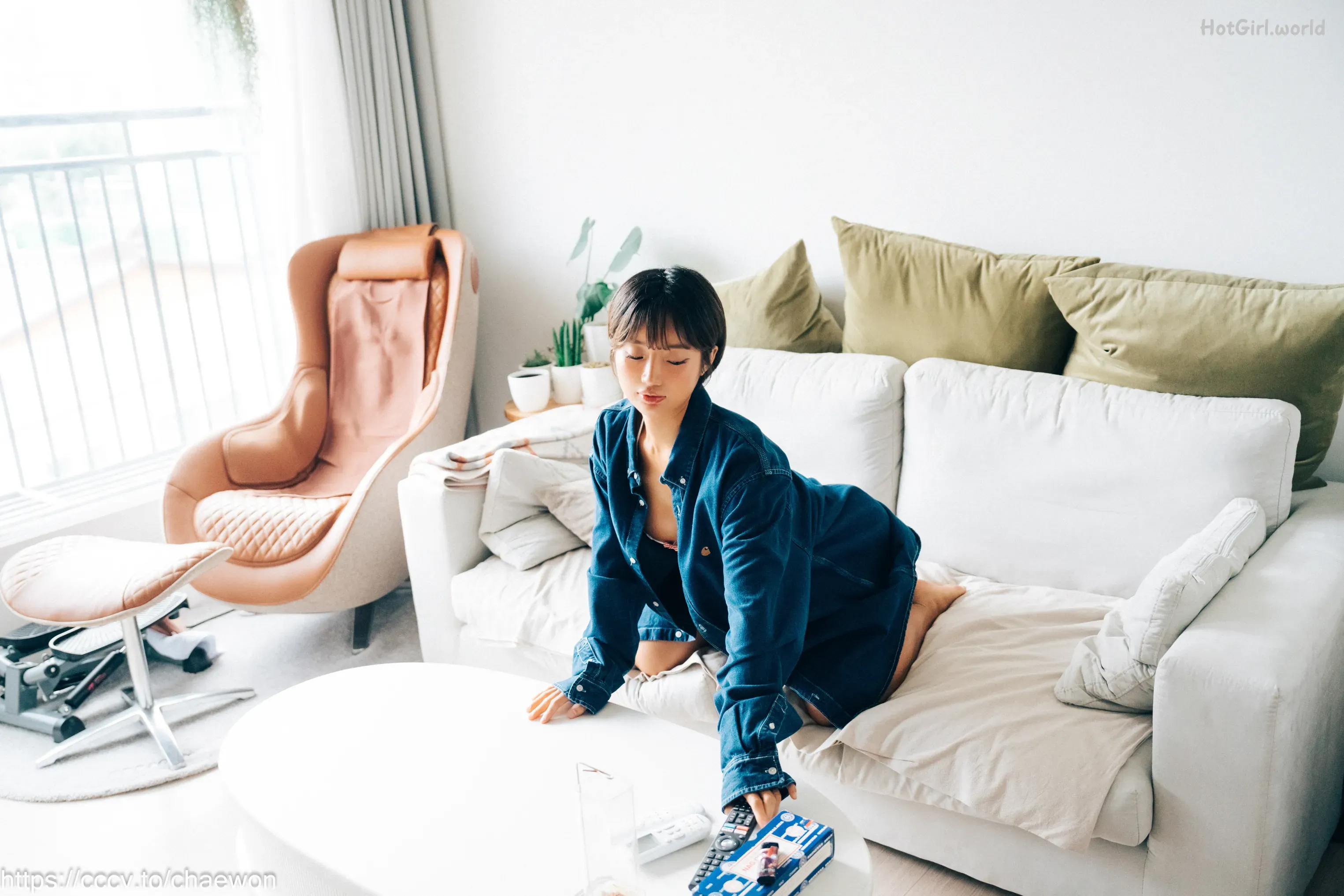 [Loozy] Booty Queen - 4k Girl Friend(74 photos + 53 uncensored photos)