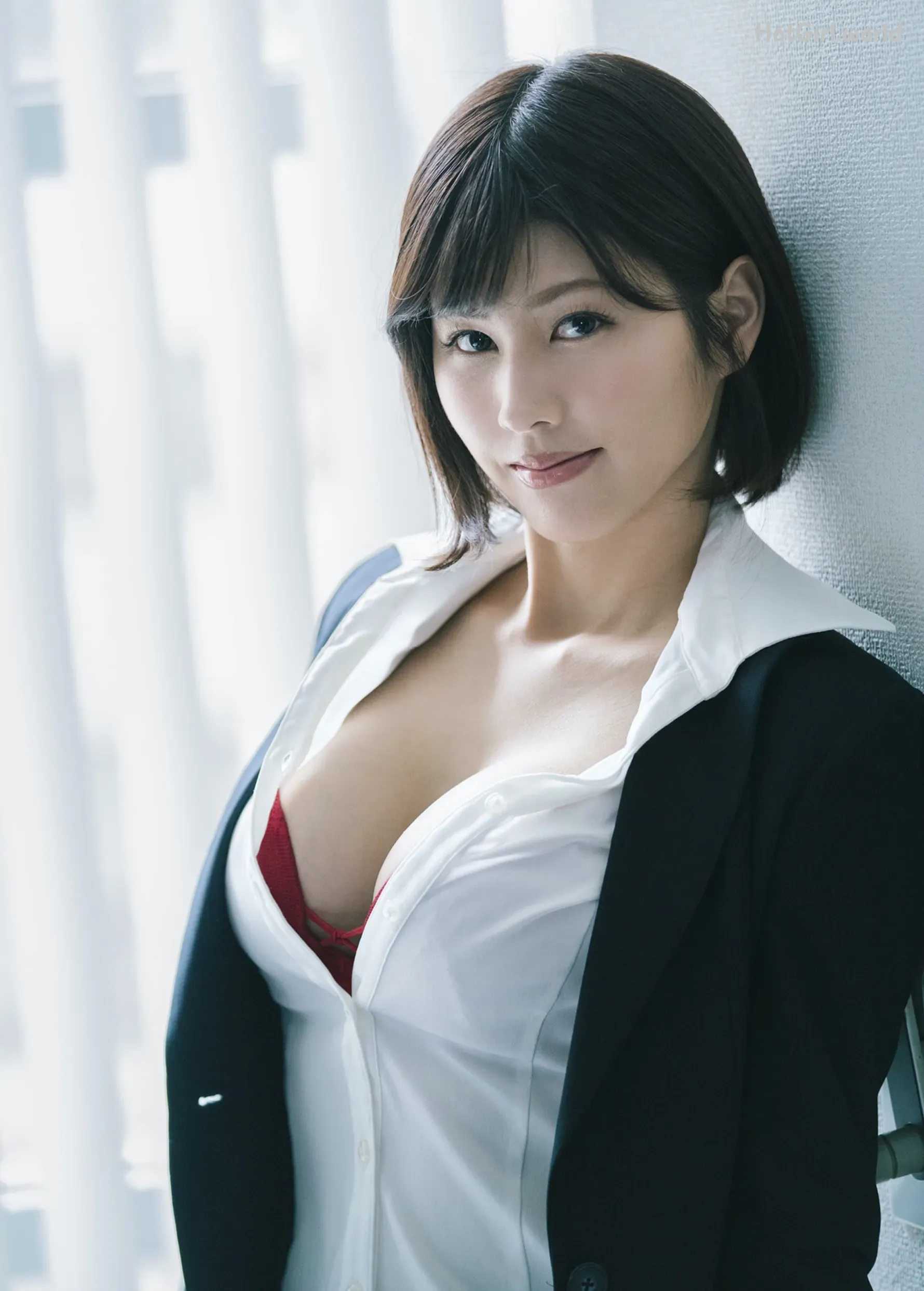 0005_hotgirl.world.webp