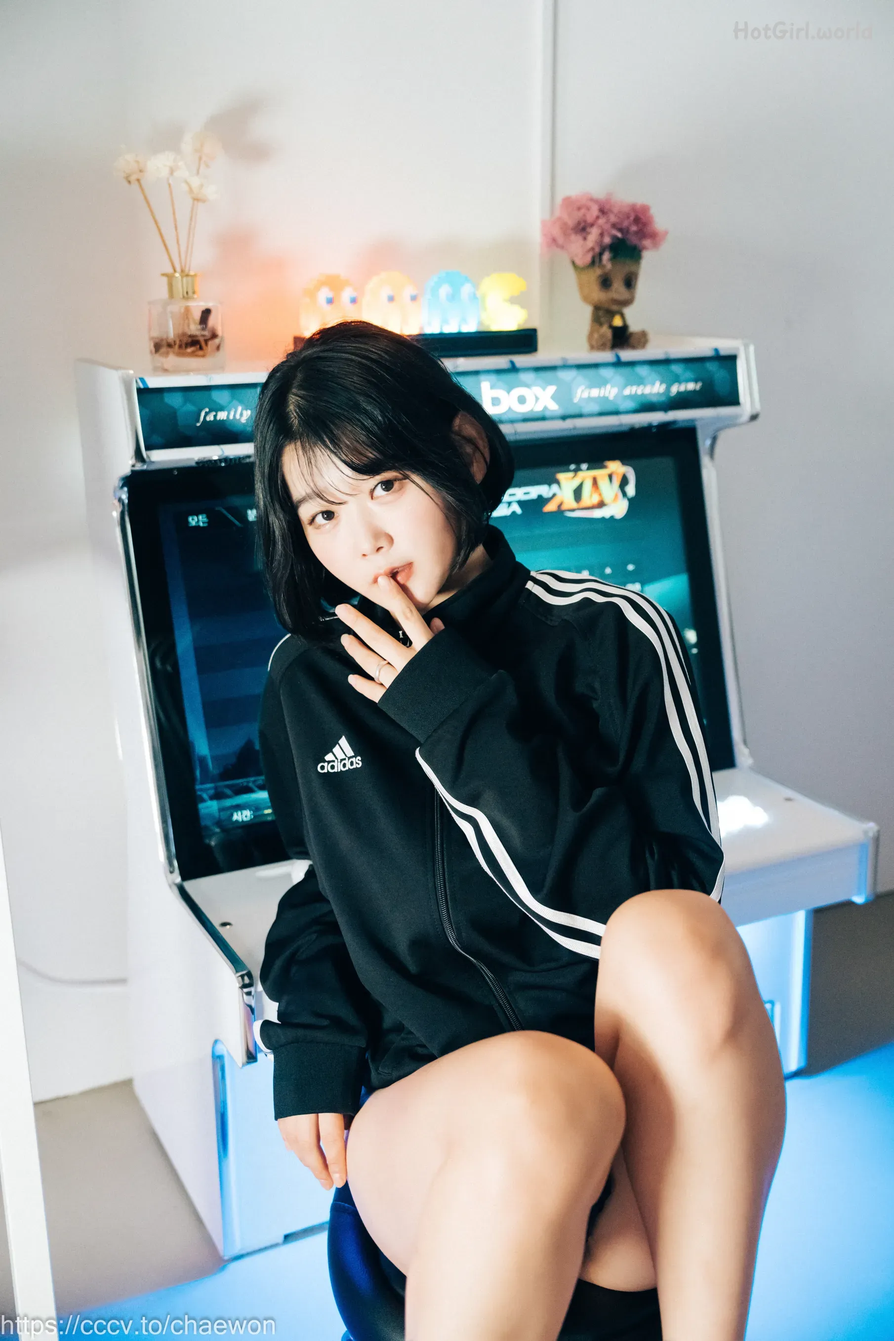 Loozy-Zia-PC-Room-With-SP-hotgirl.world-073.webp