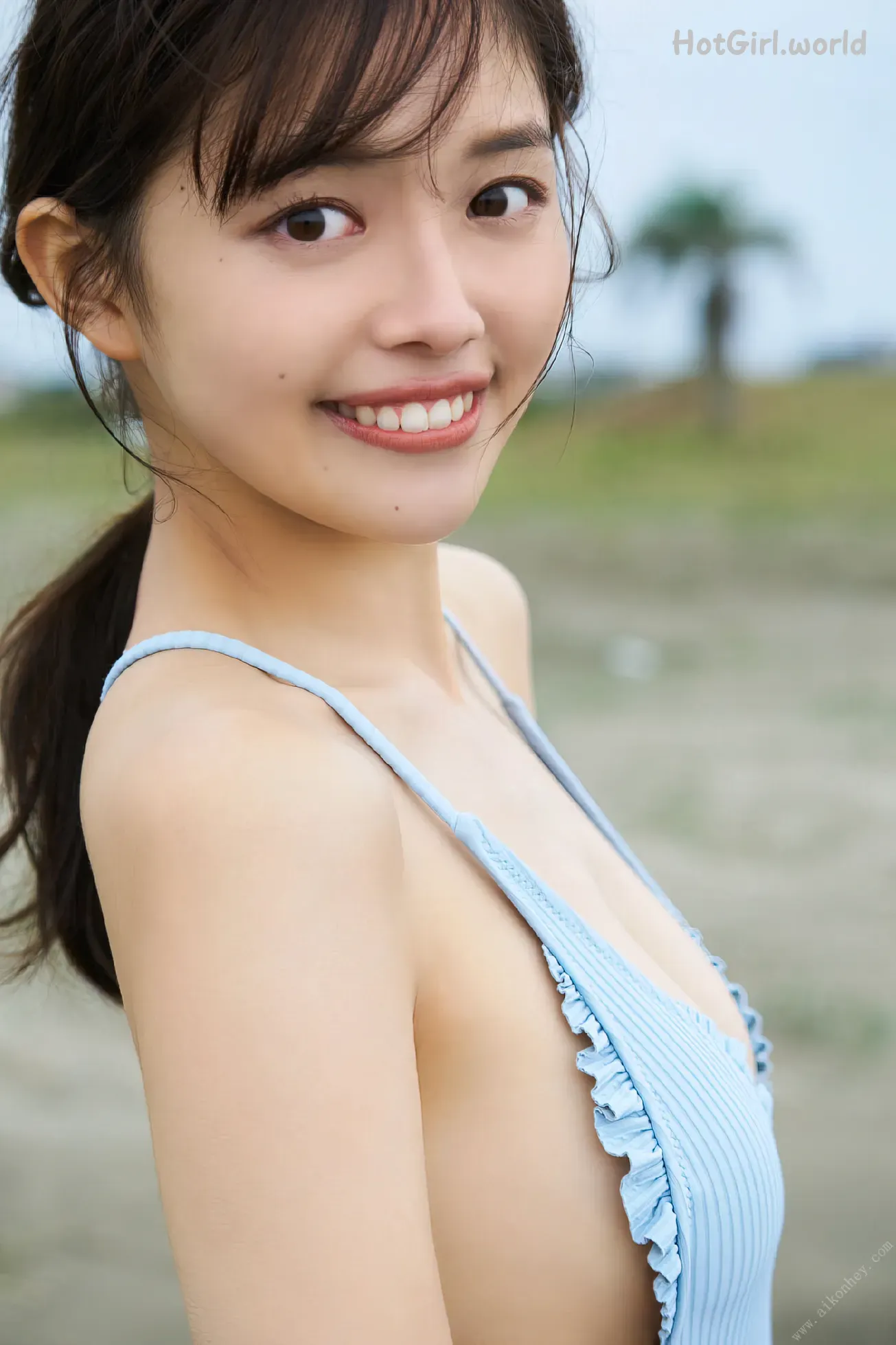 04_hotgirl.world.webp