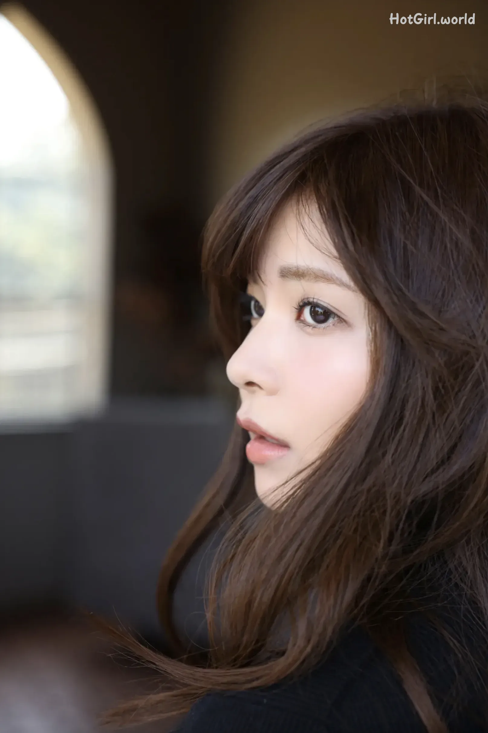 02_hotgirl.world.webp