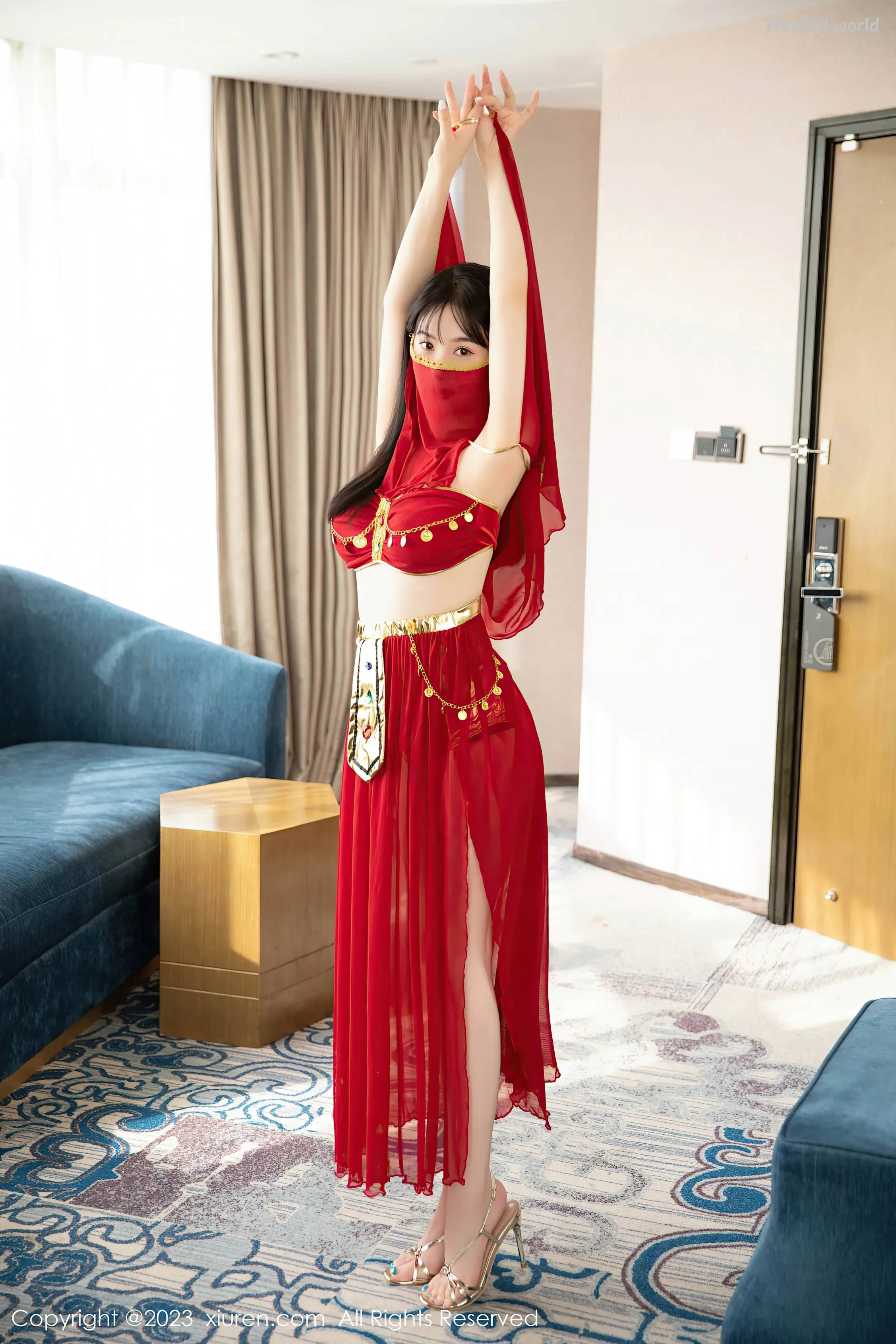 0003_hotgirl.world.webp