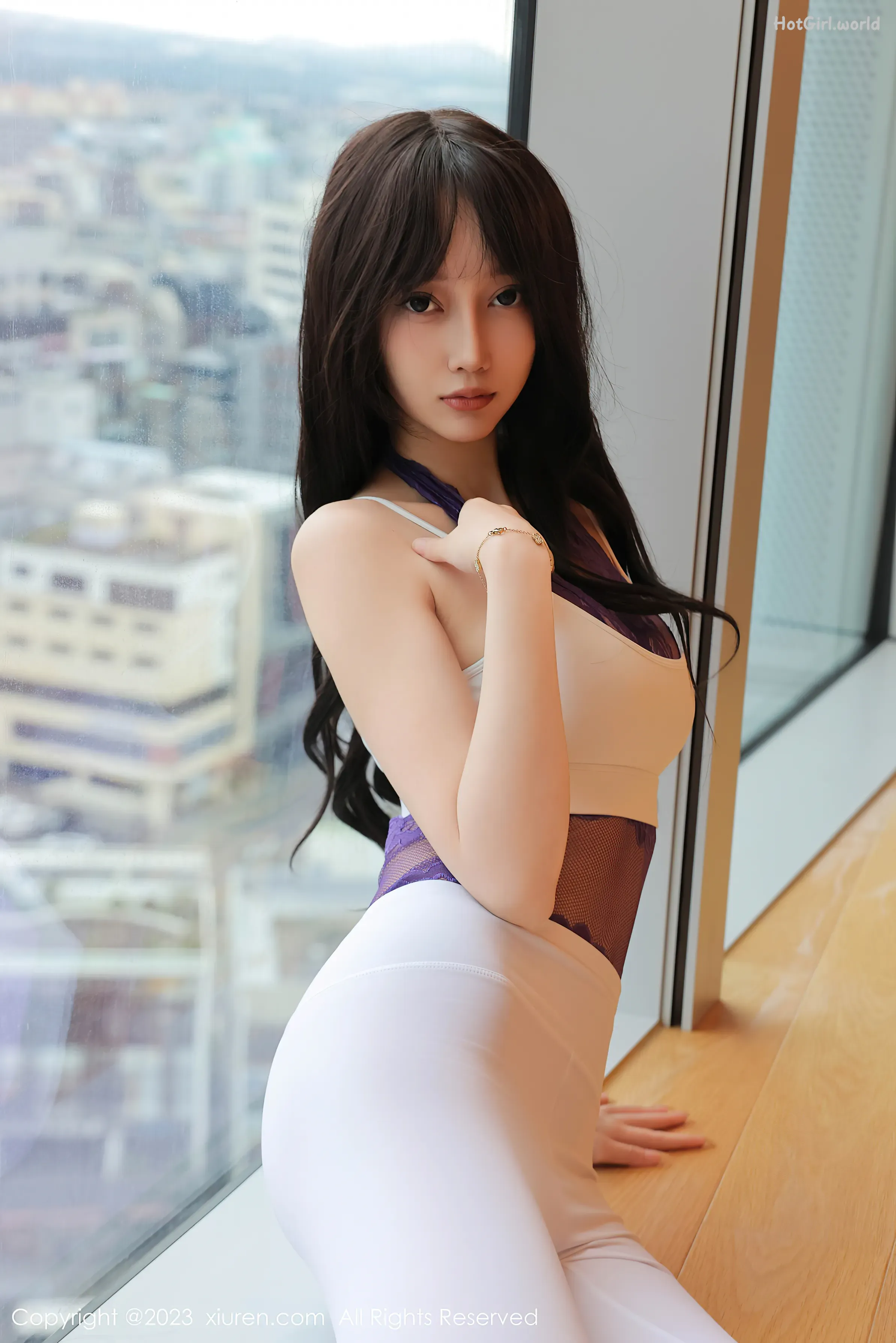 0012_hotgirl.world.webp