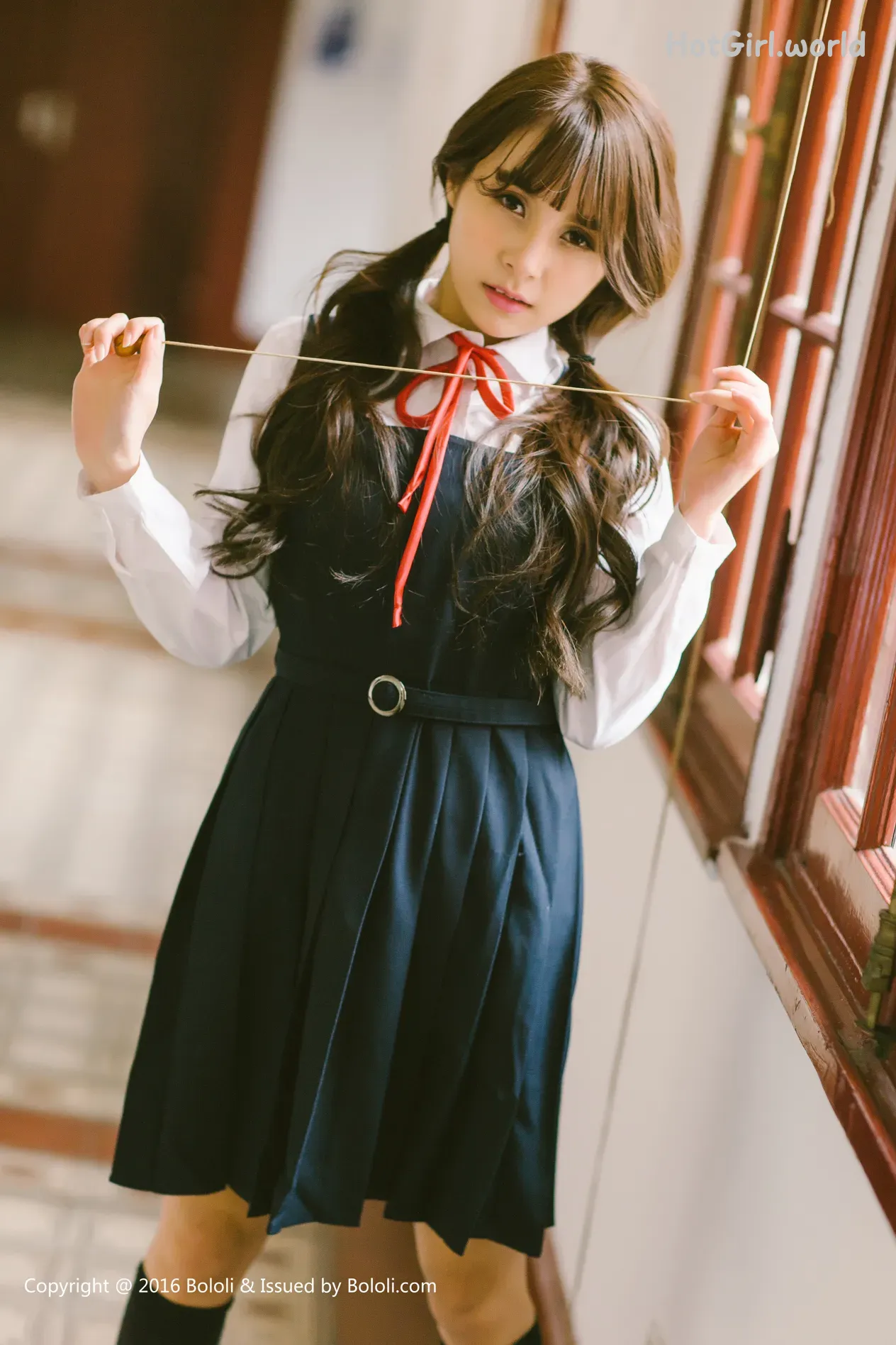 0004_hotgirl.world.webp