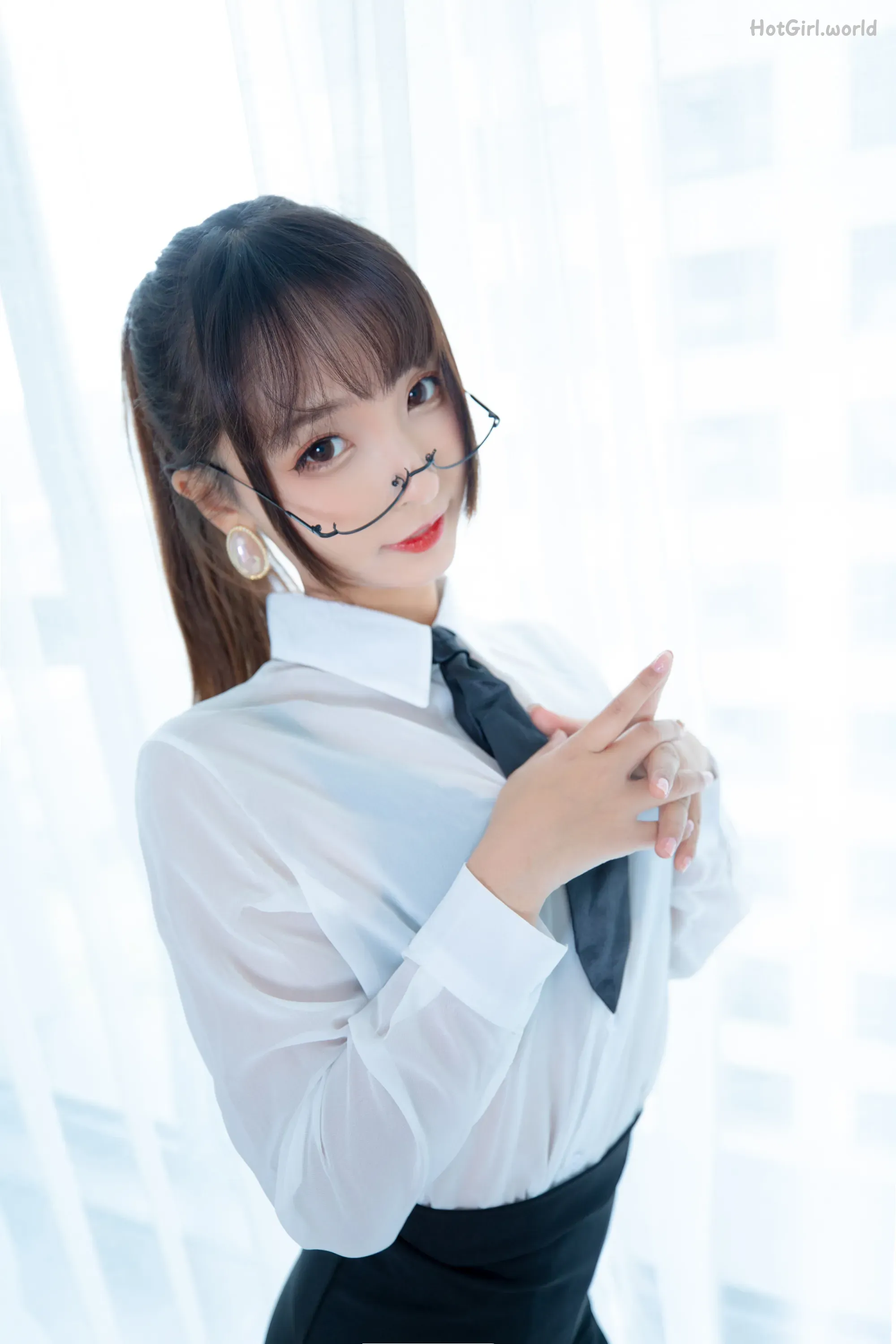 Coser-神楽坂真冬-Vol.055 电子相册-白色办公室《ホワイトオフィス》
