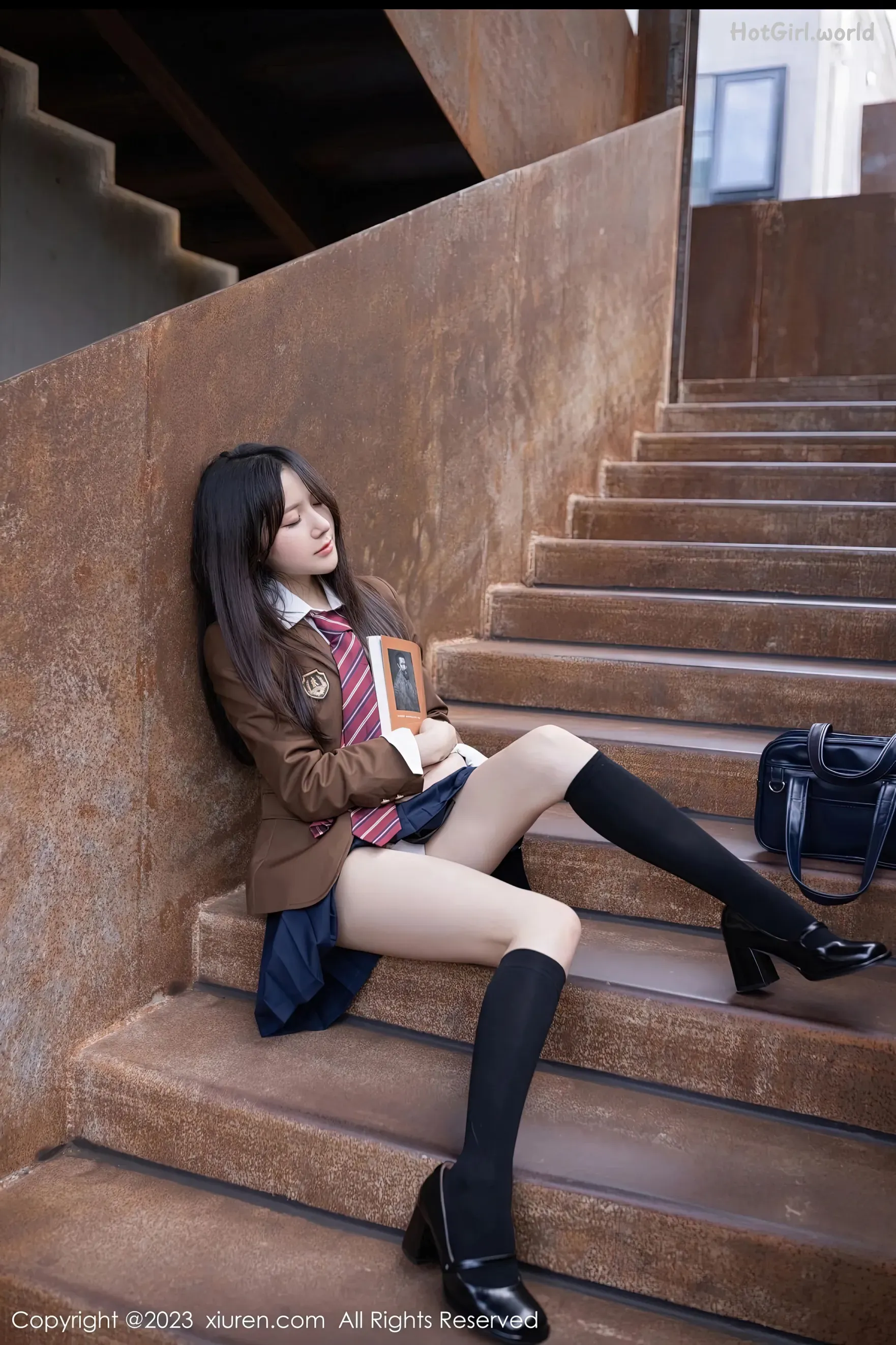XIUREN-No.6400-Fish-hotgirl.world-007.webp
