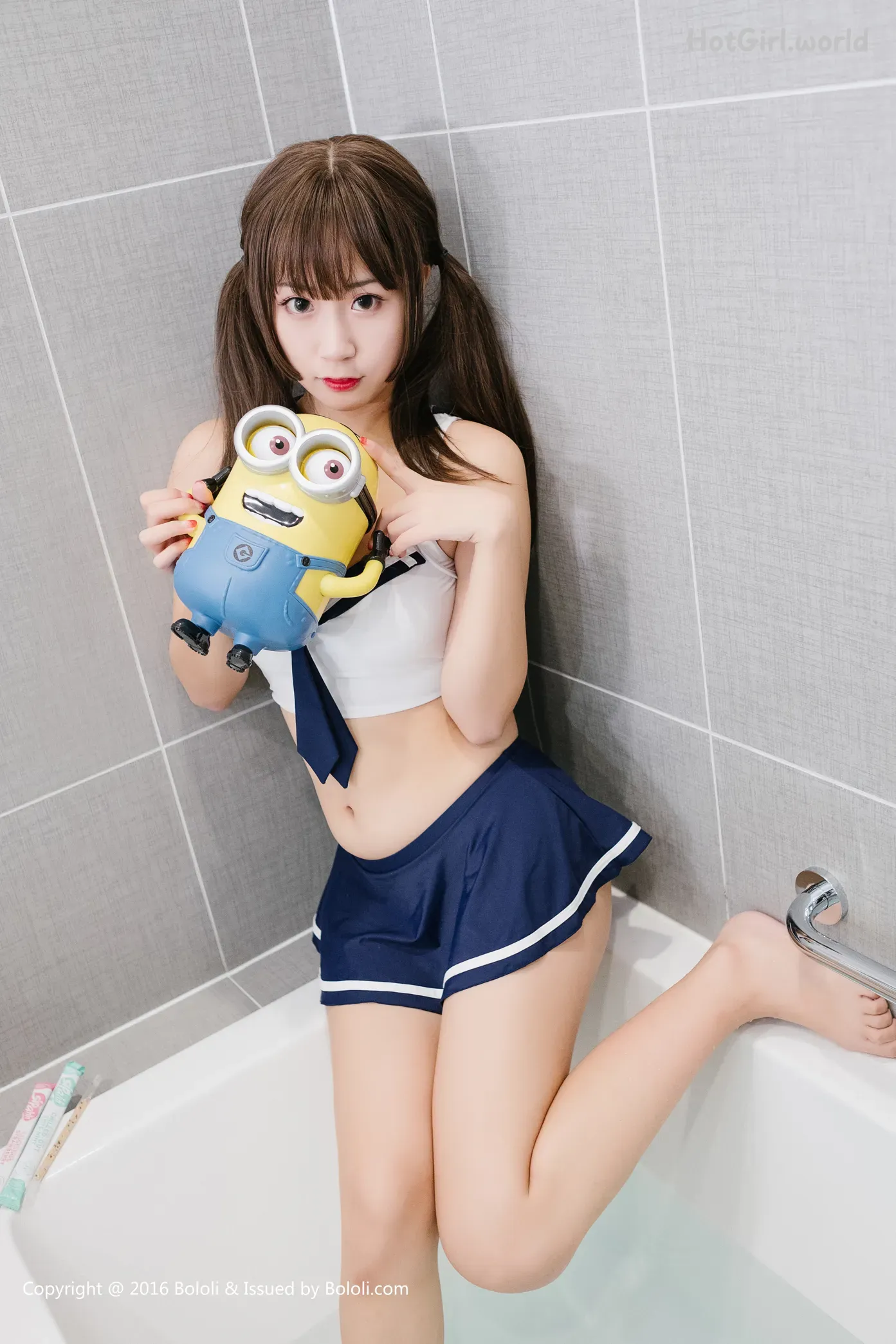 0005_hotgirl.world.webp