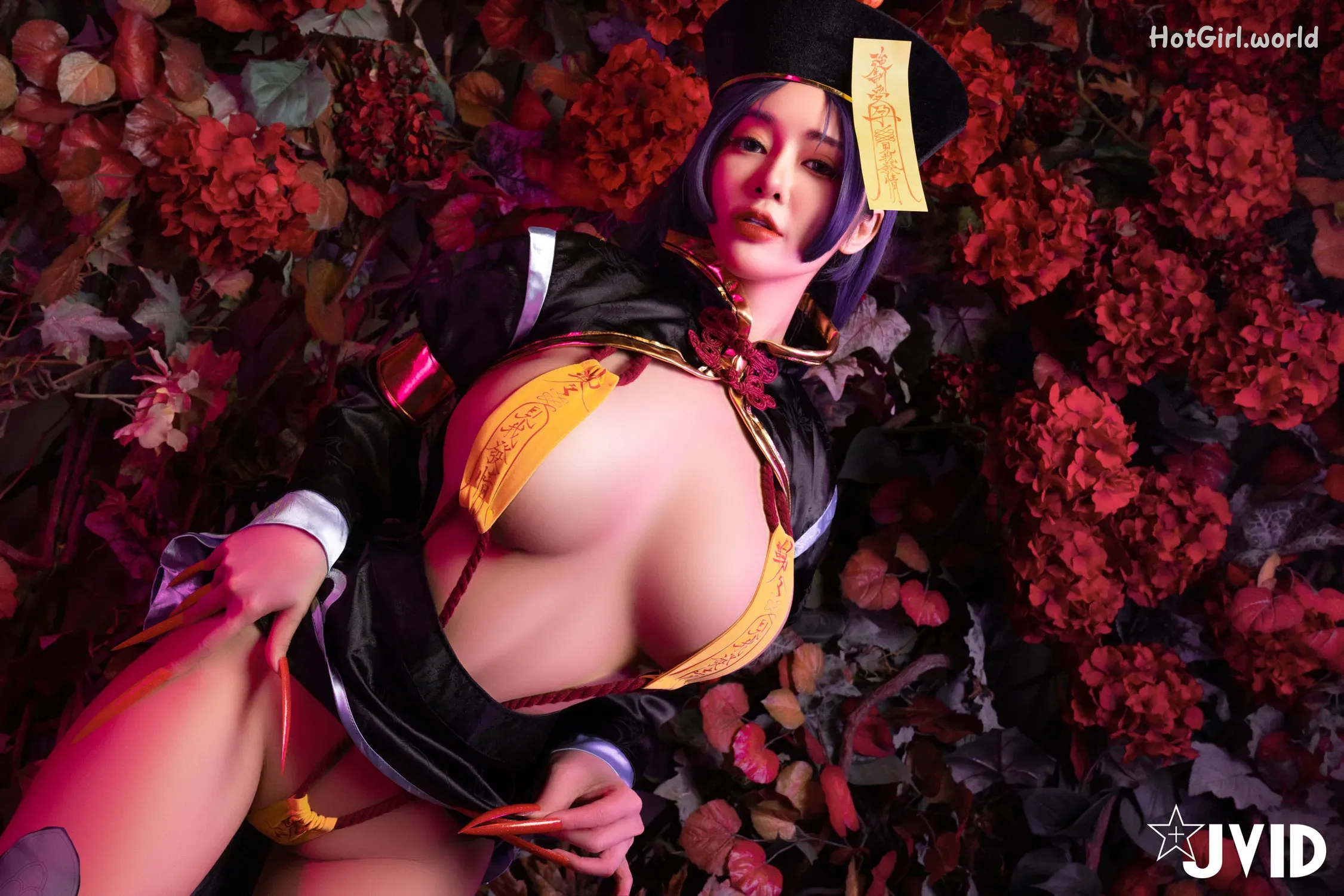 0002_hotgirl.world.webp