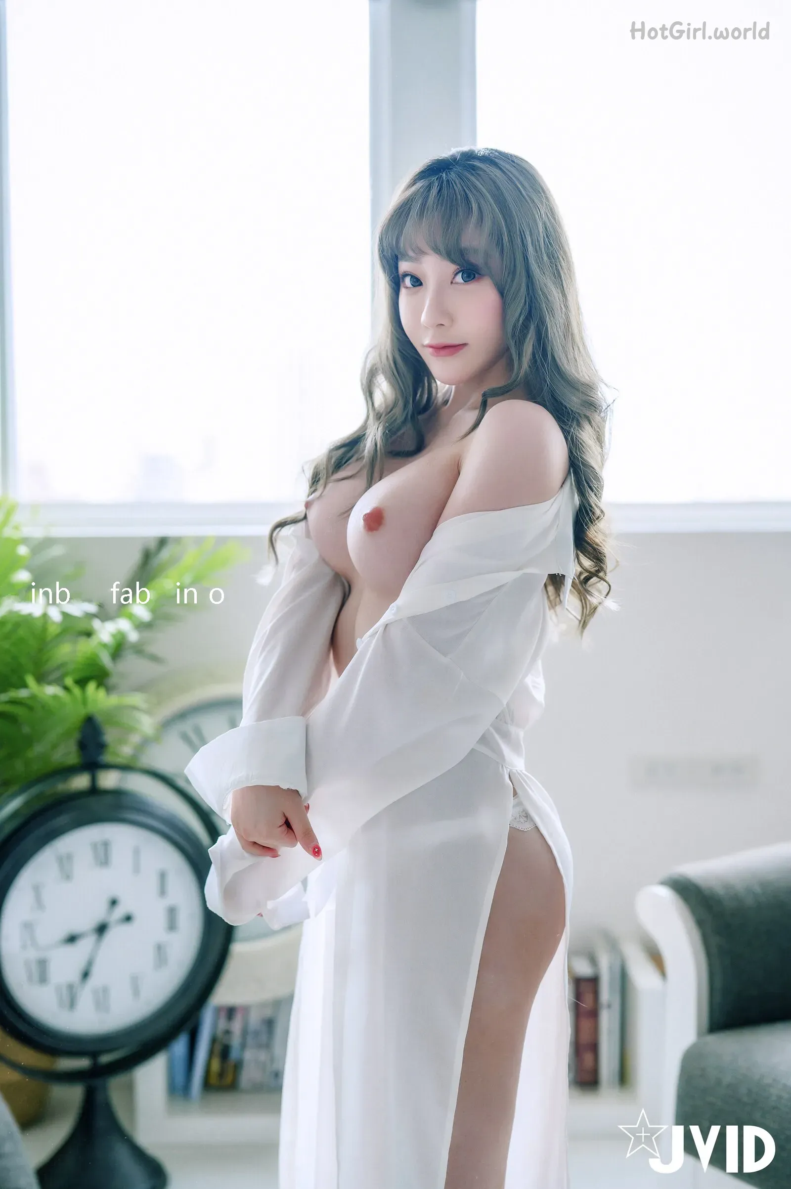 083_hotgirl.world.webp