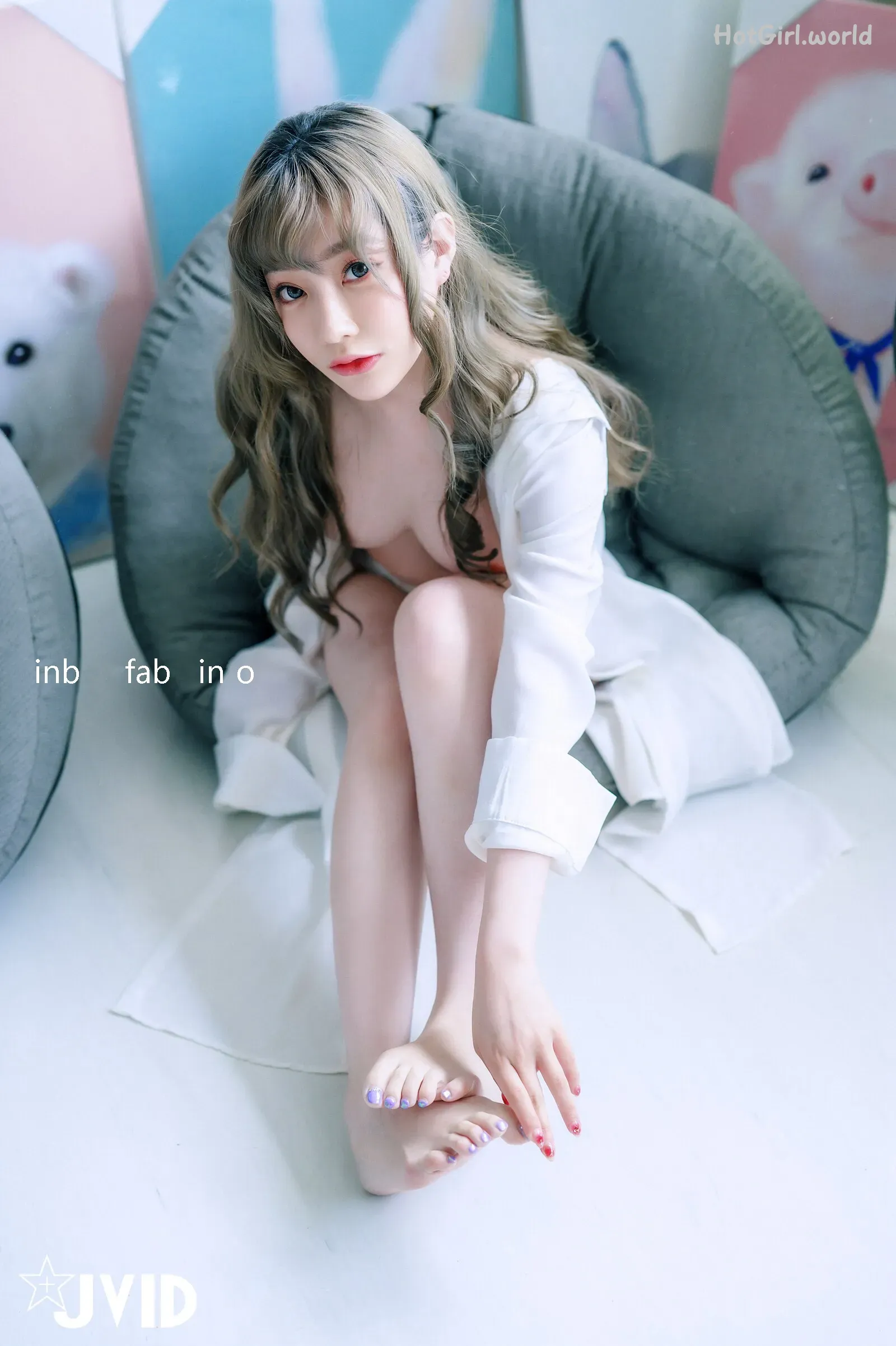 119_hotgirl.world.webp