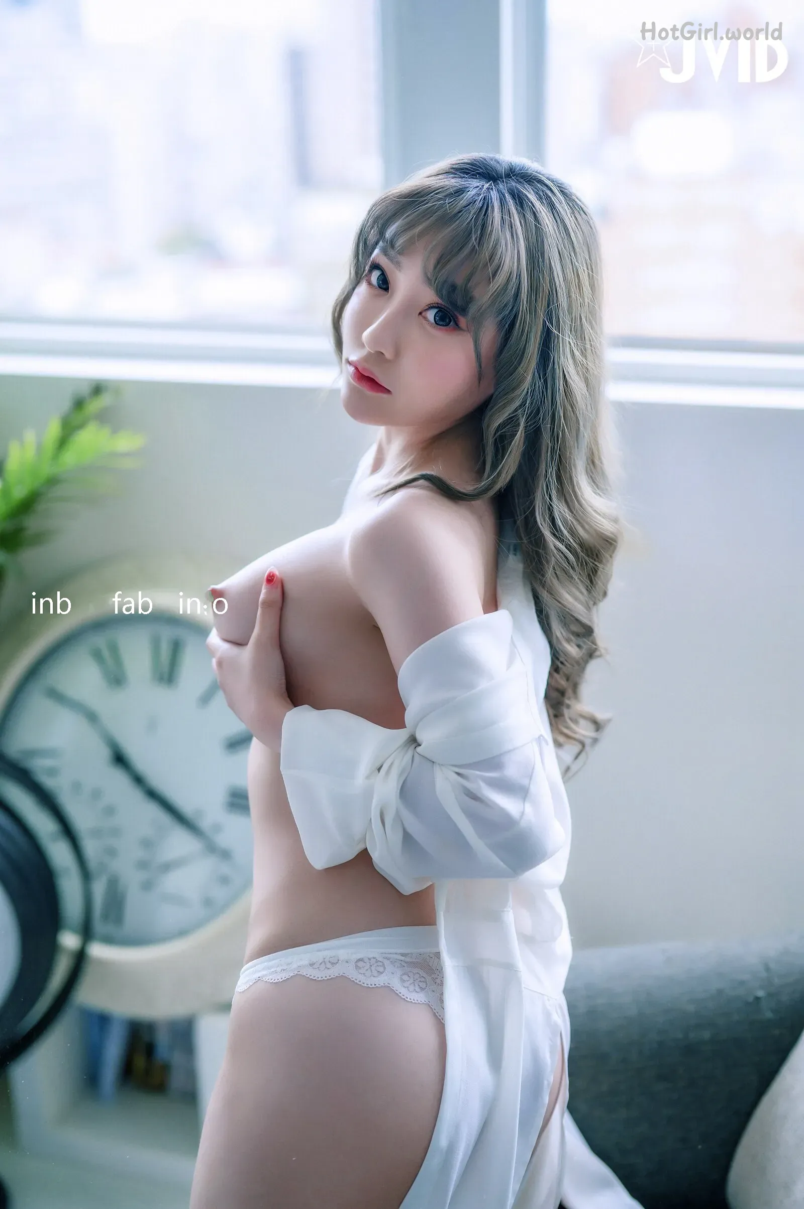 134_hotgirl.world.webp