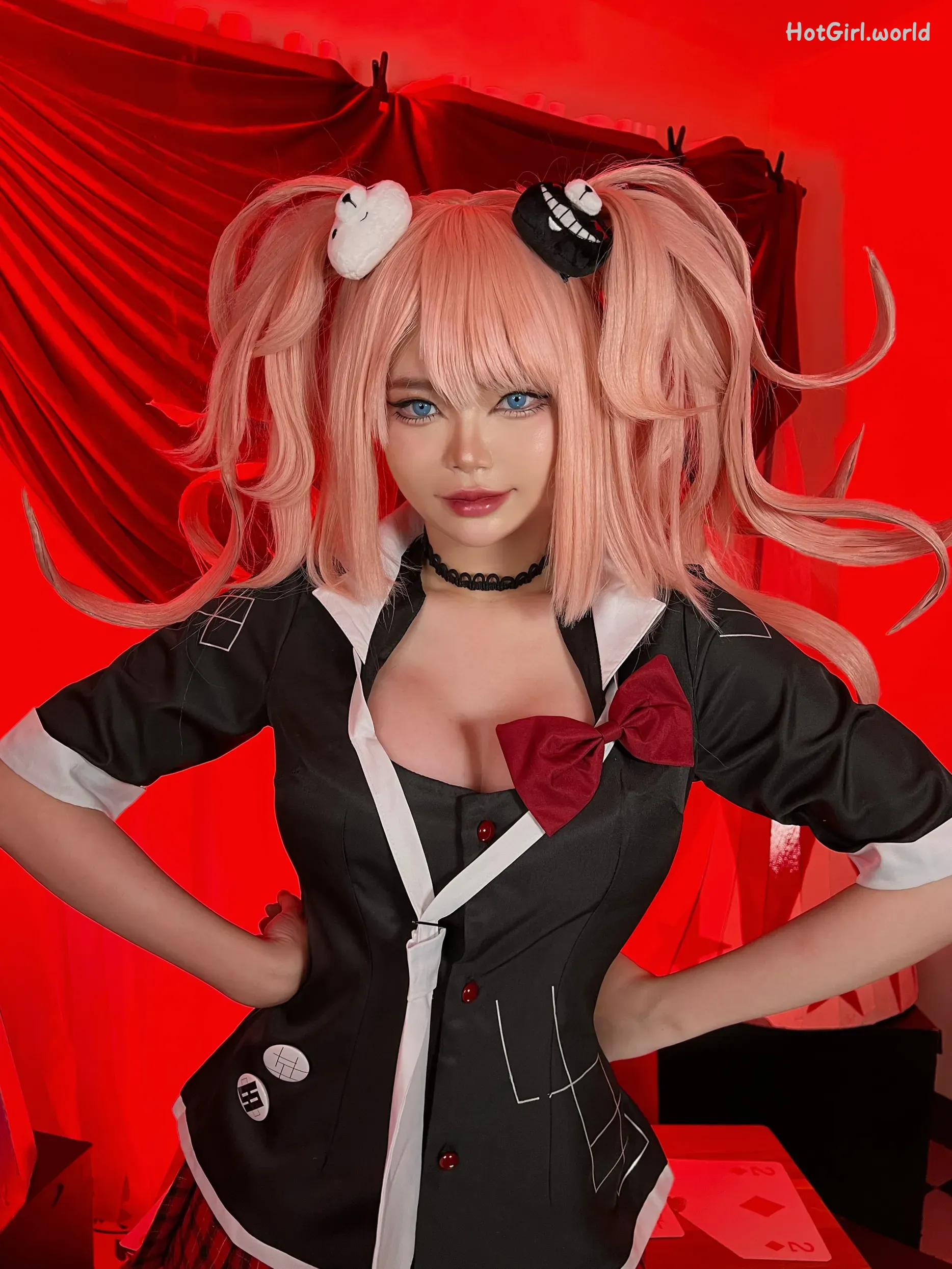 Coser-ZinieQ-Junko-Danganronpa-hotgirl.world-002.webp