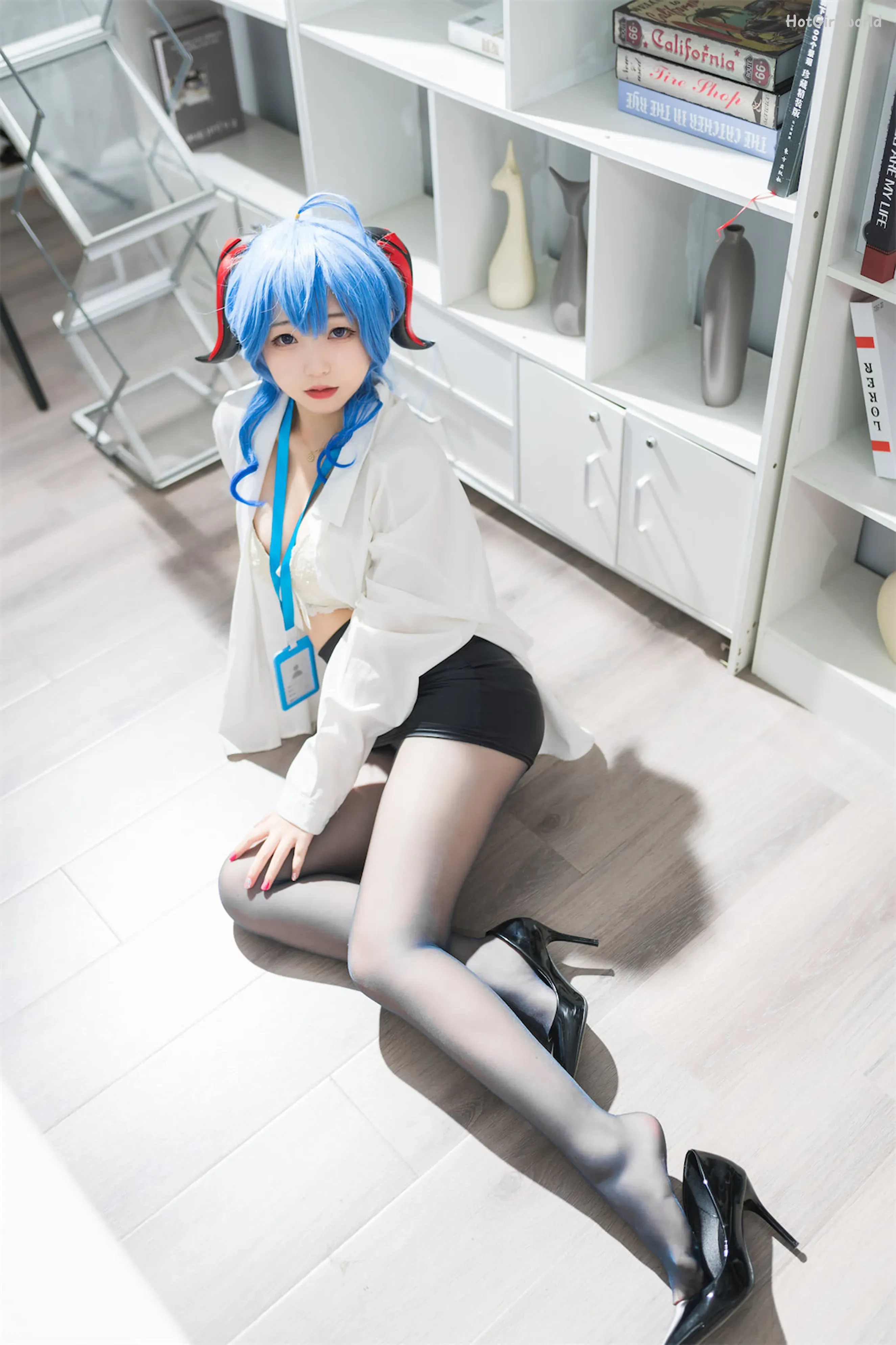 Coser-Hua-Ling-OL-hotgirl.world-067.webp