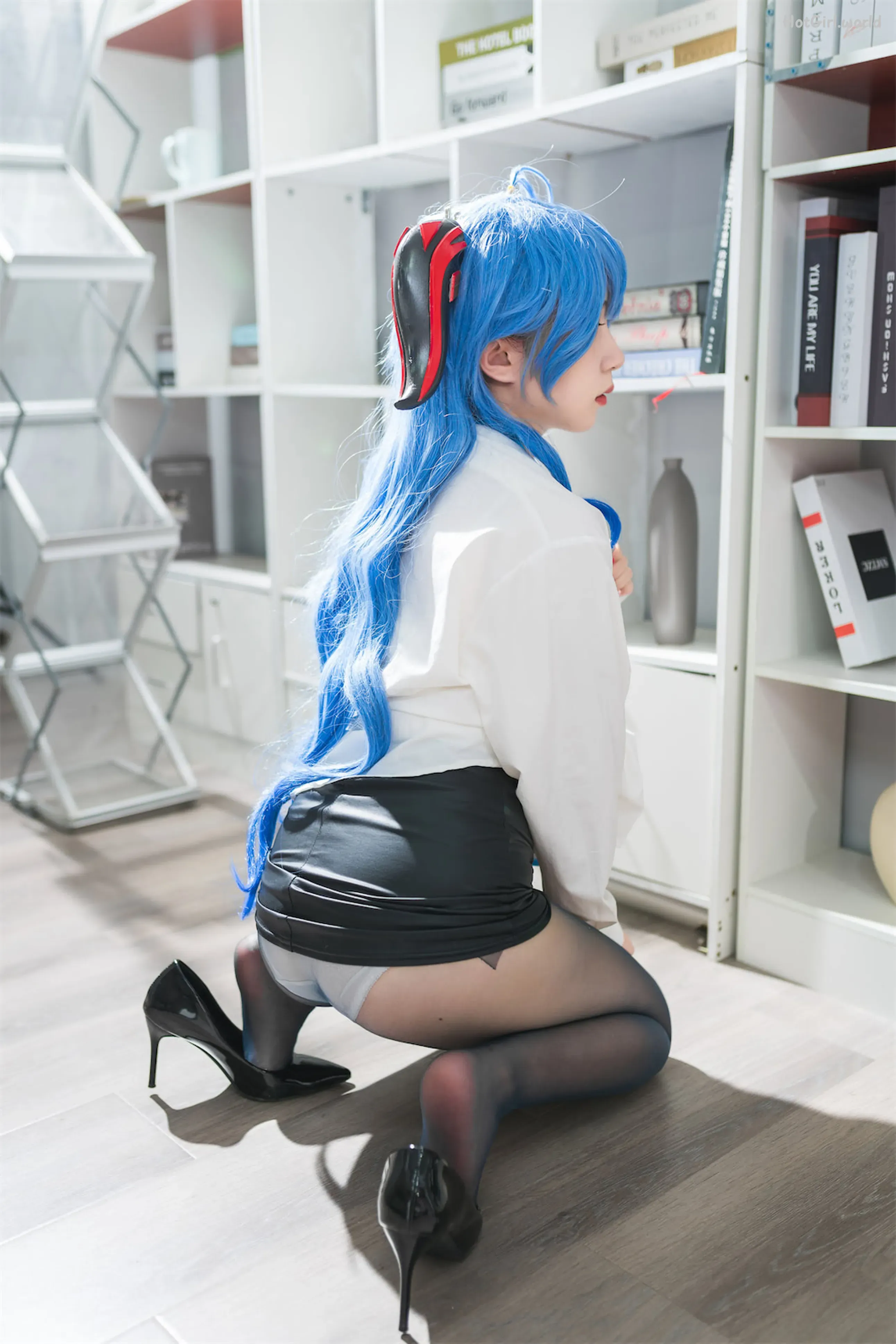 Coser-Hua-Ling-OL-hotgirl.world-078.webp