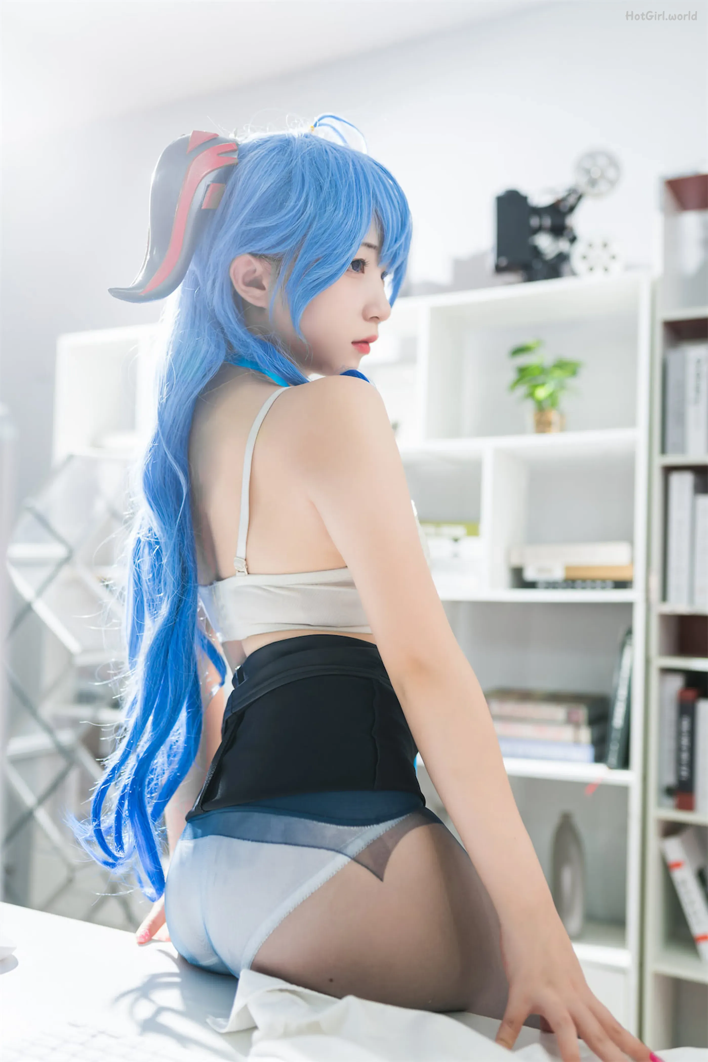 Coser-Hua-Ling-OL-hotgirl.world-084.webp